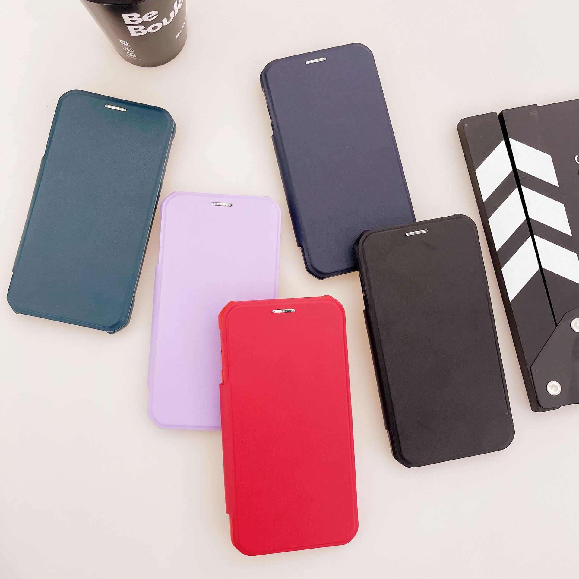 手机皮套多彩CD纹磁吸圈商务皮套插卡PC壳详情1