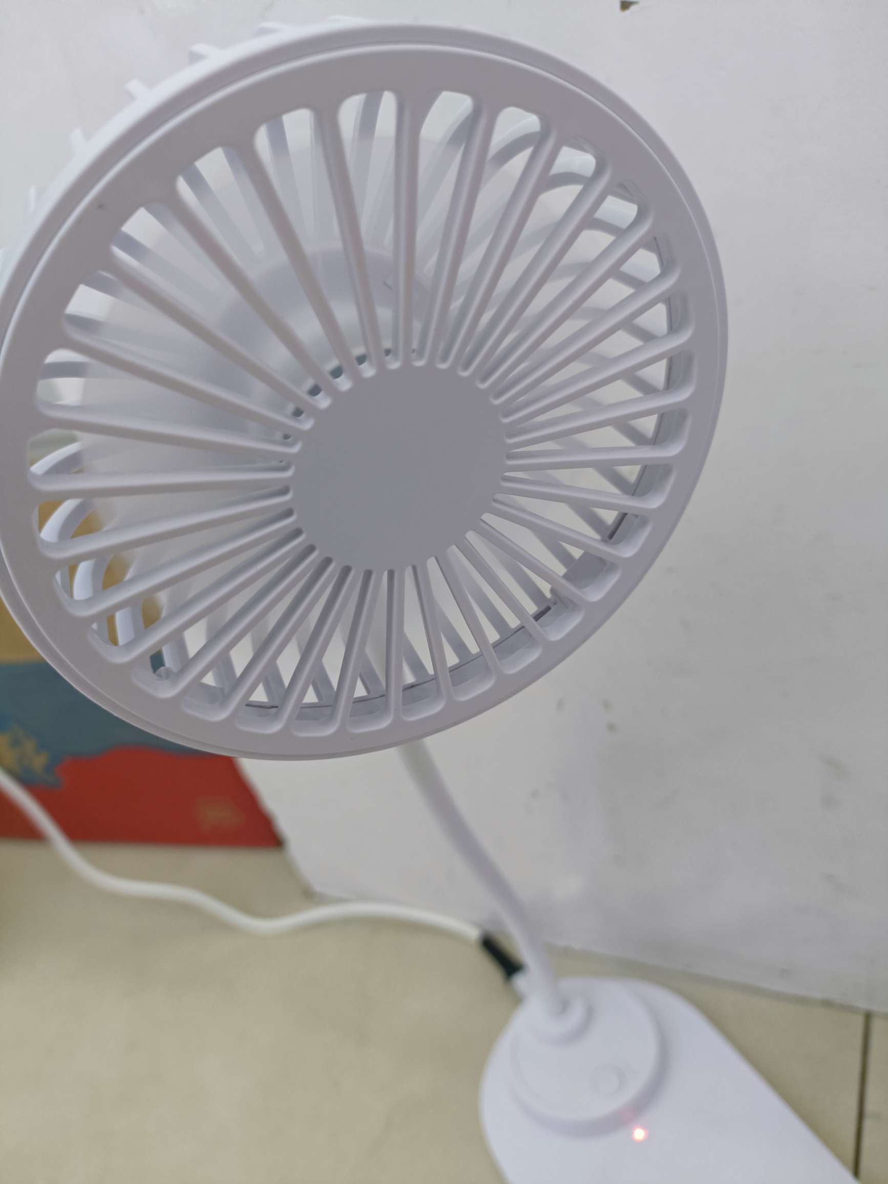 Fan phone wireless charging Application Scenario