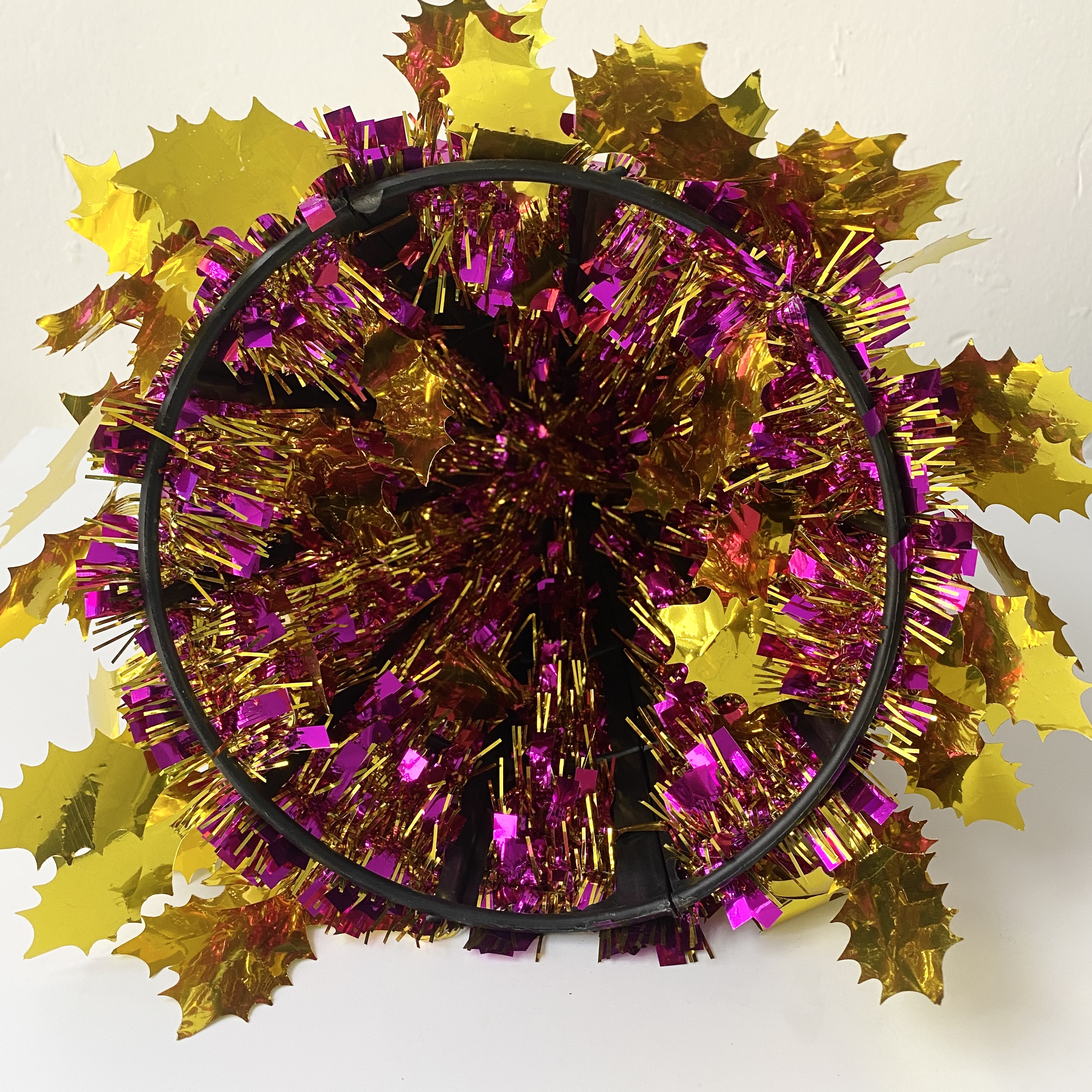 The lace of the leaves of the tower tree Specification image