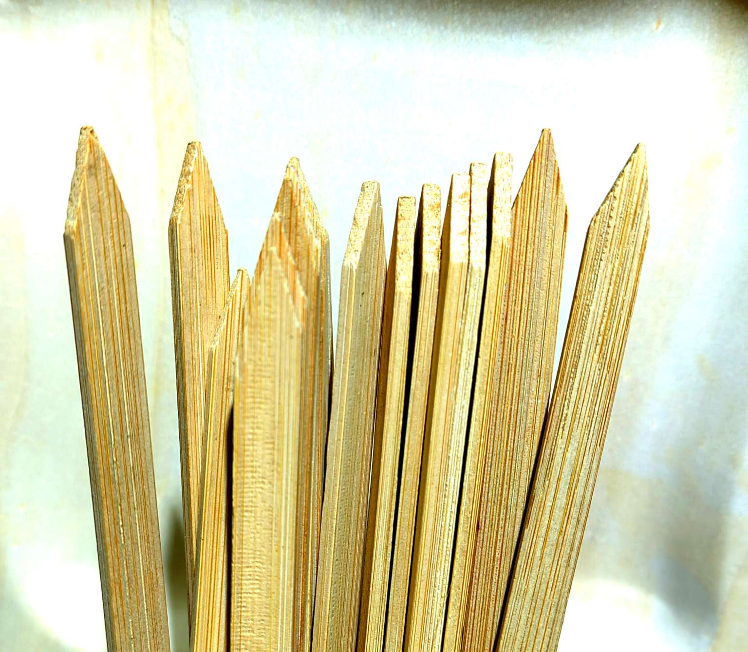 For thickening and lengthening yellow skin, one-time flat barbecue bamboo skewers, thick process, commercial Japanese-style bamboo Application Scenario