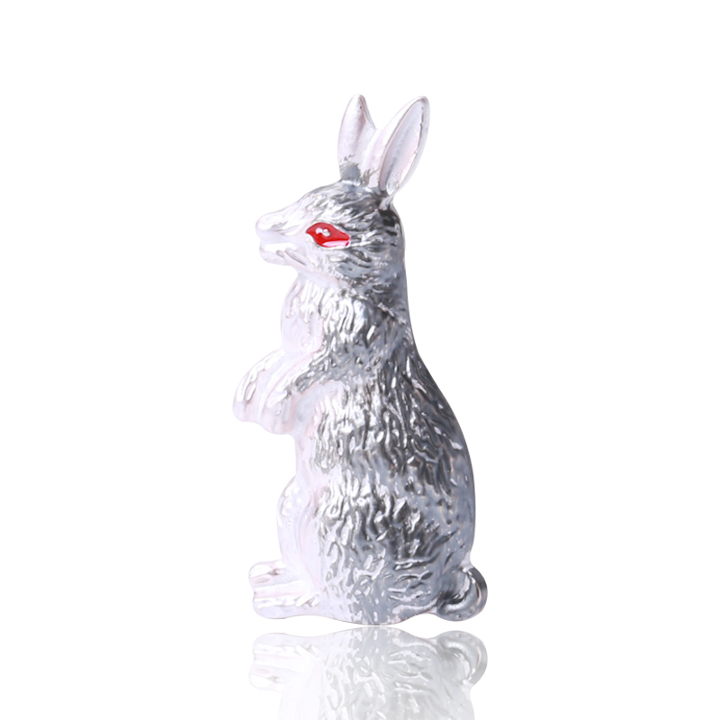 Ziyang Jewelry Factory offers direct sales and export of popular white rabbit brooches and fashionable, simple clothing accessories featuring the twelve Chinese zodiac signs Item Picture