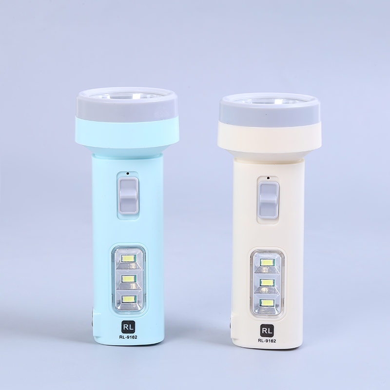 迷你充电小手电带侧灯