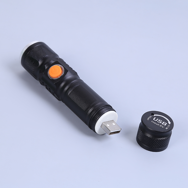 US充电内置充电手电筒