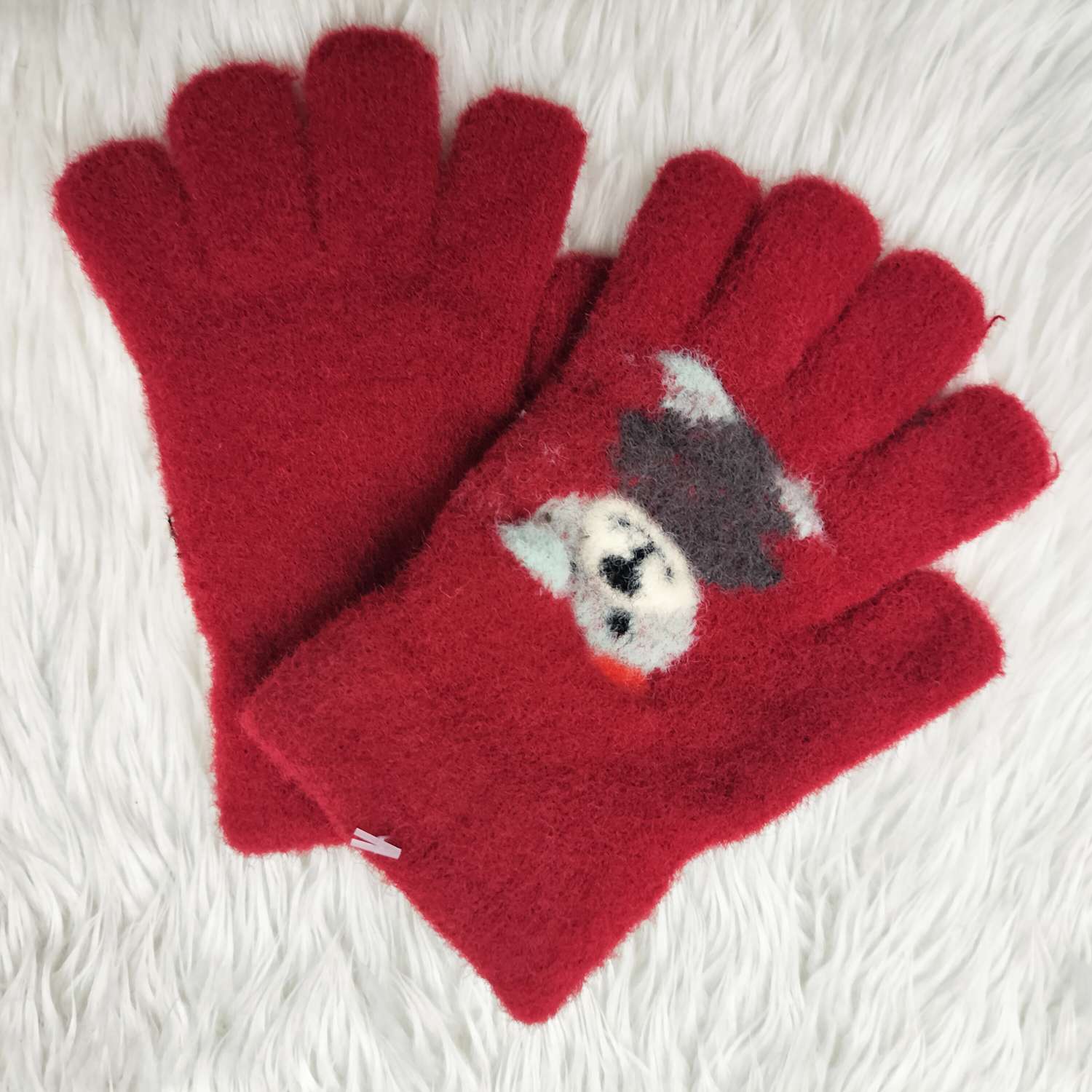 Children's Mink Cartoon Panda Picture Cold Full Finger Gloves Warm Gloves Outdoor Spring And Autumn Knitted Gloves Application Scenario