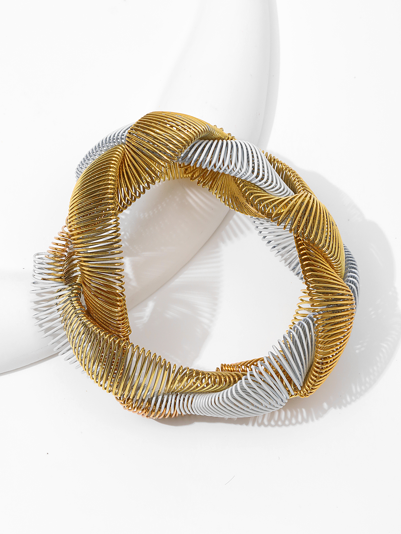 Europe and the United States big exaggerated metal texture exaggerated fashion bracelet heavy metal coarse color random