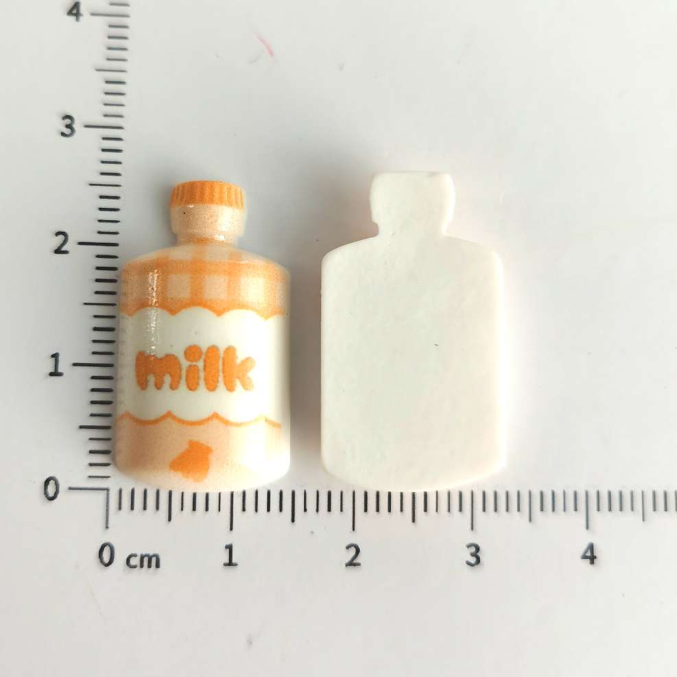 Simulated toy small bottles, wine bottles, half-sided milk bottles, coffee bottles, hair clips, supermarket and convenience store cartoon resin cups, jewelry accessories. One package contains 500 pieces Specification image