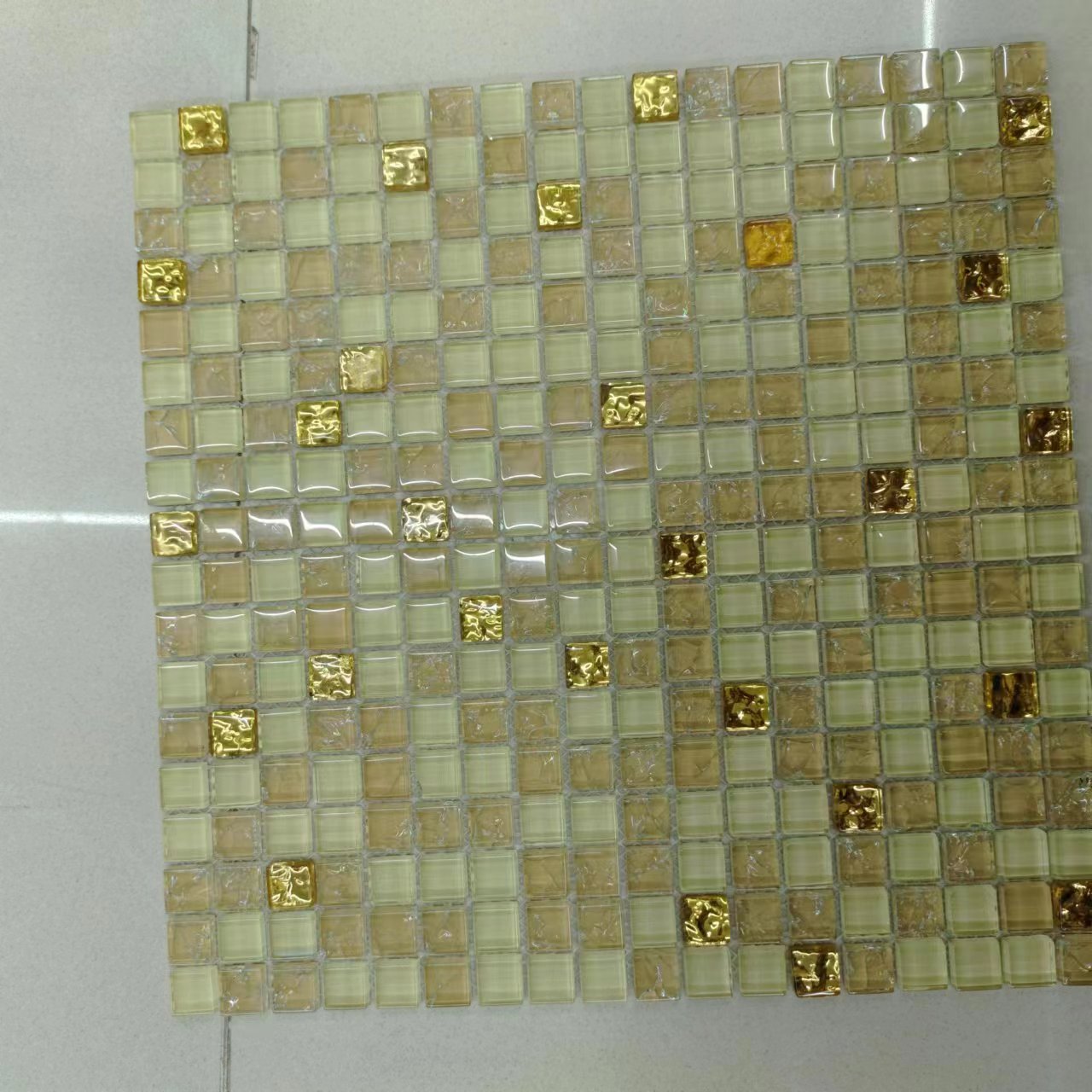 Crystal glass Mosaic tiles, small pieces of TV background wall tiles, wall-mounted water pool, self-adhesive wall-mounted water pool, Mosaic swimming pool, Mosaic