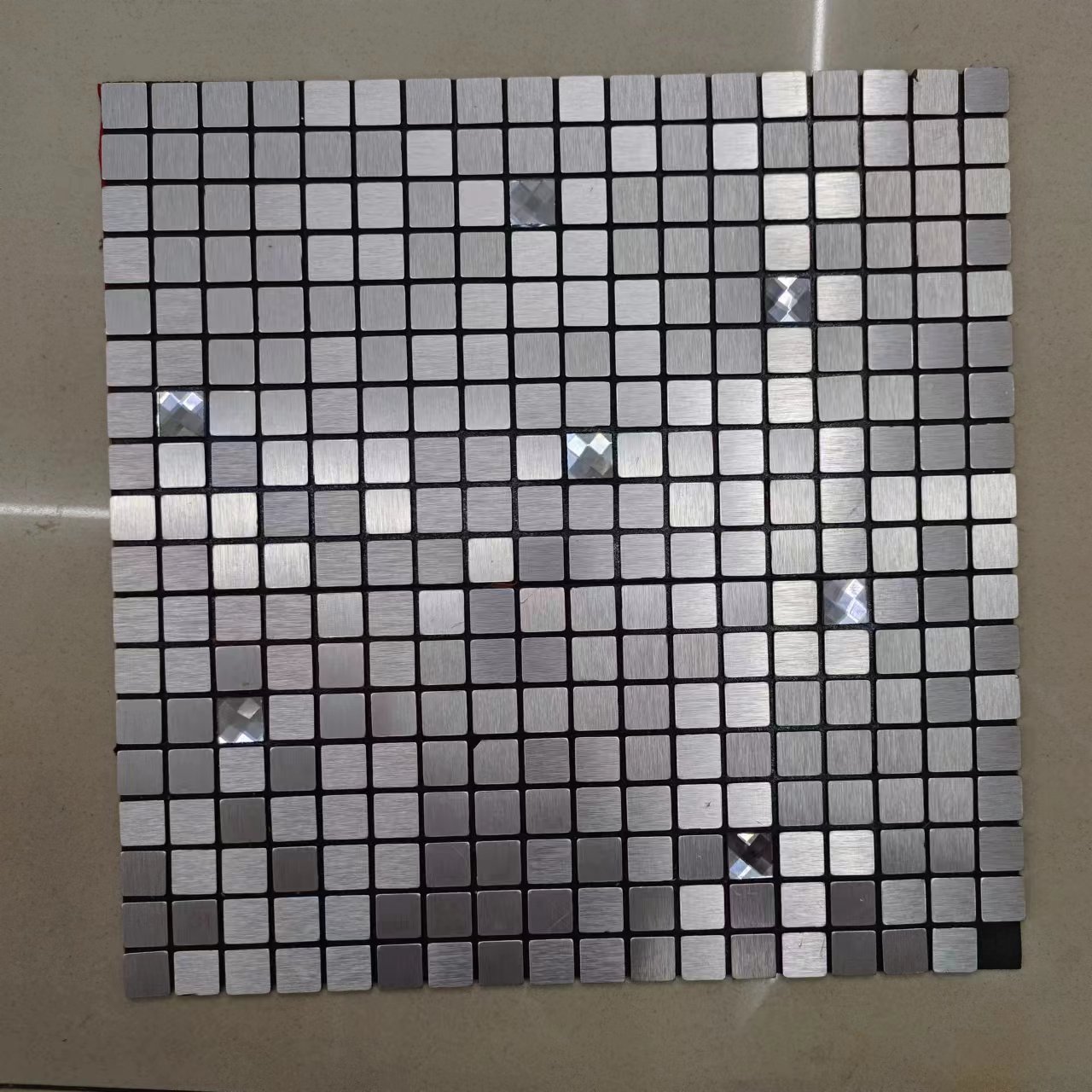 答案：水晶玻璃/马赛克瓷砖/电视背景/自粘墙贴/水池马赛克/游泳池马塞克白底实物图