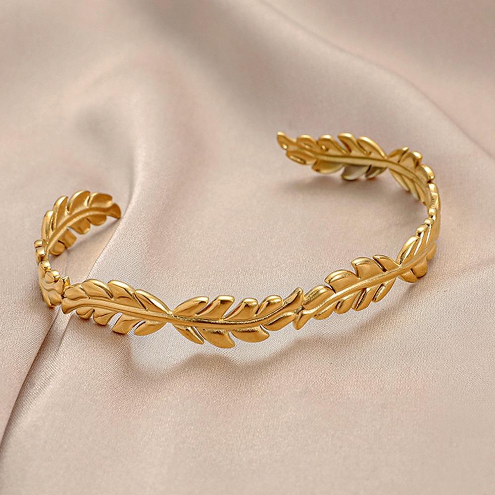 ins European and American style stainless steel new leaf splicing open bracelet Titanium steel trendy, individual, retro and exaggerated bracelet Leaf open titanium steel bracelet Women's creative hydraulic stainless steel bracelet
