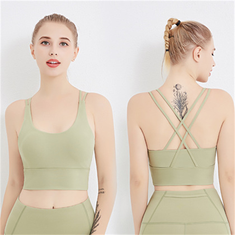 The new lingerie cross-laced fashionable sports bra is highly elastic, comfortable and seamless, with a yoga back design details Picture
