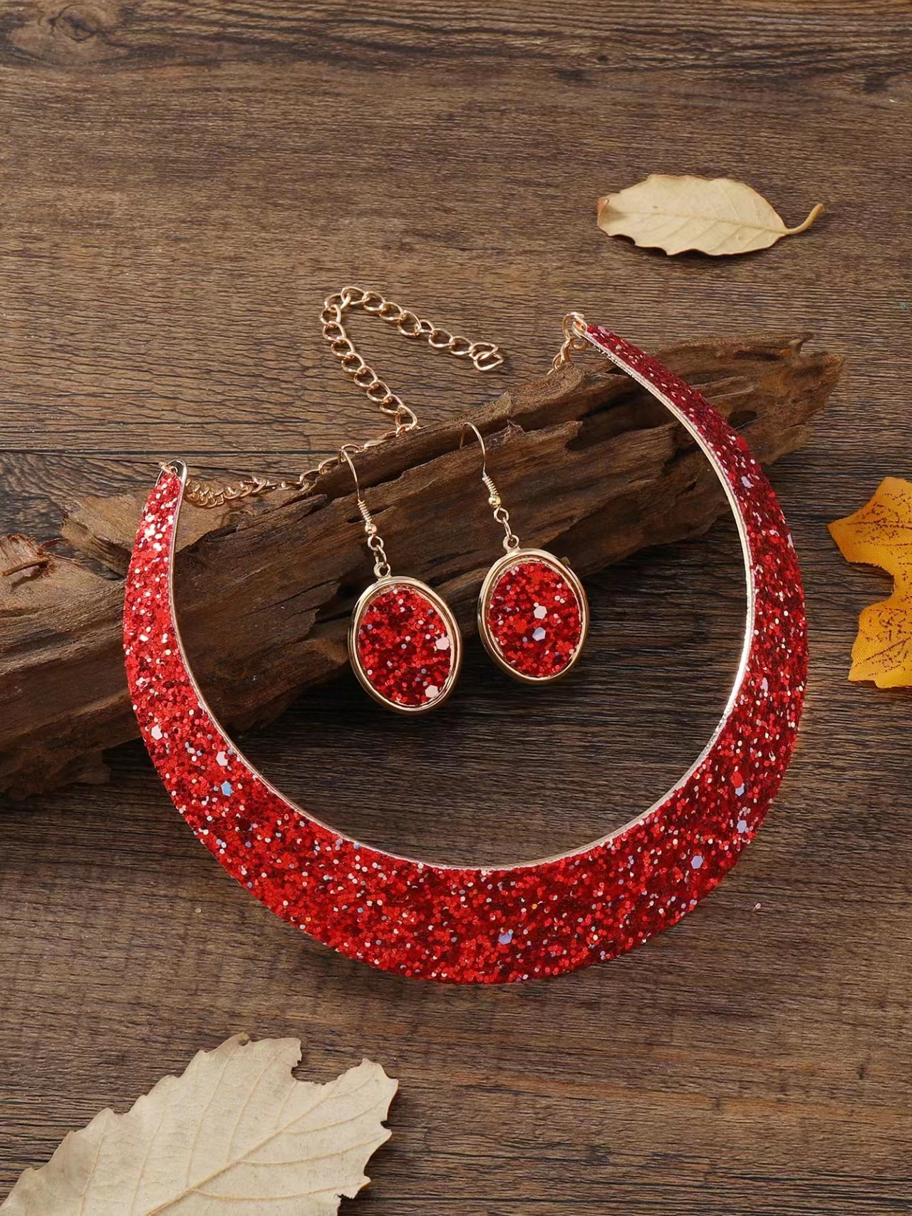 Cross-border Amazon Xiyin Pinduoduo Overseas version Best-selling European and American fashionable and trendy electroplated red women's metal neckband, collar and earrings set Specification image