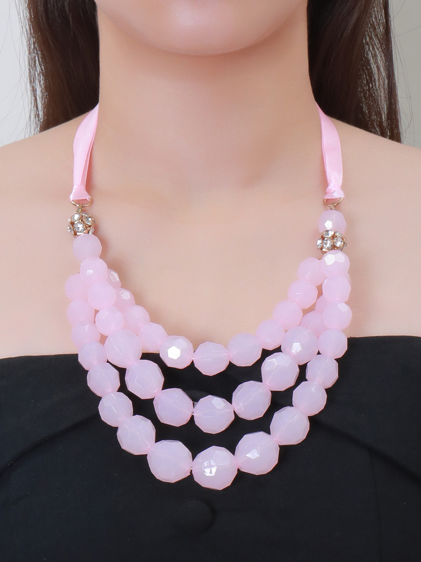A long, multi-layered, candy-colored necklace for women with a unique and fashionable European and American style and geometric layers Item Picture