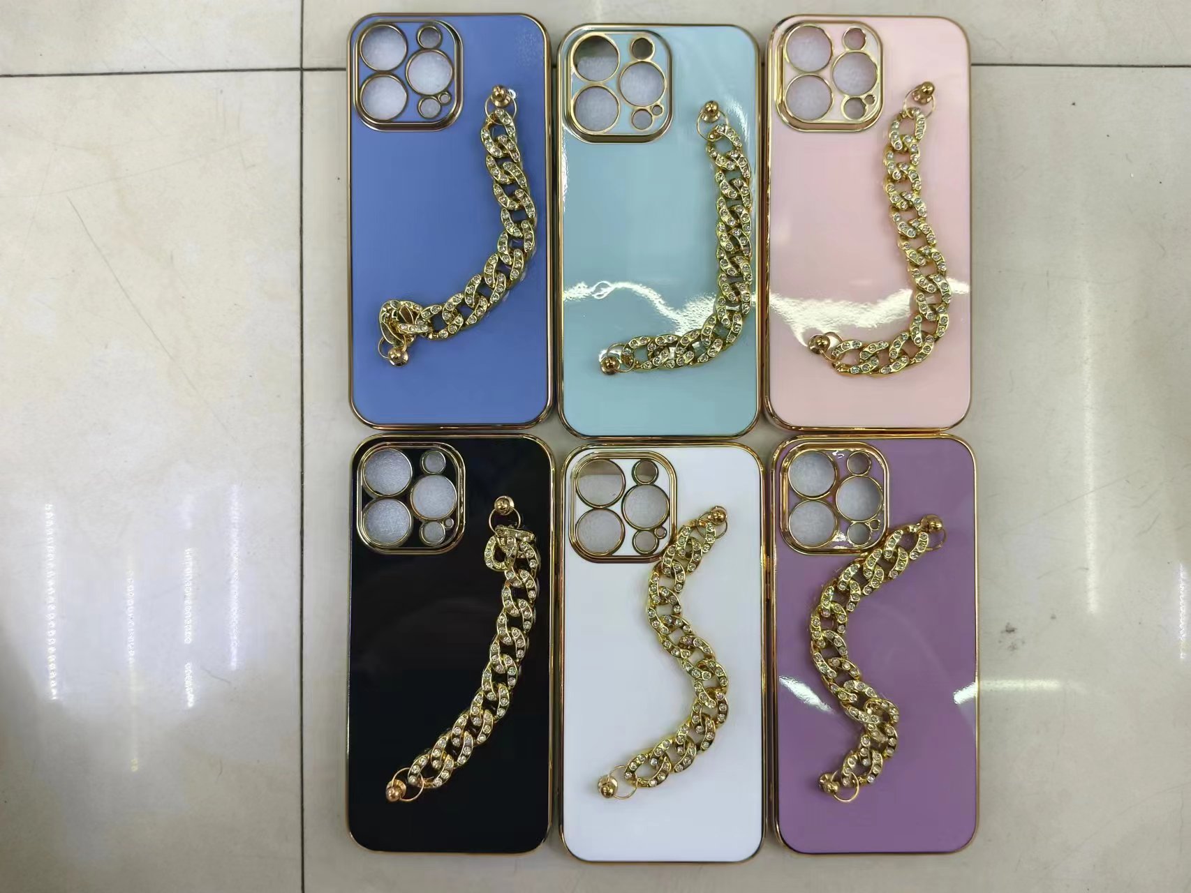Diamond-encrusted metal chain accessory plain plated phone case