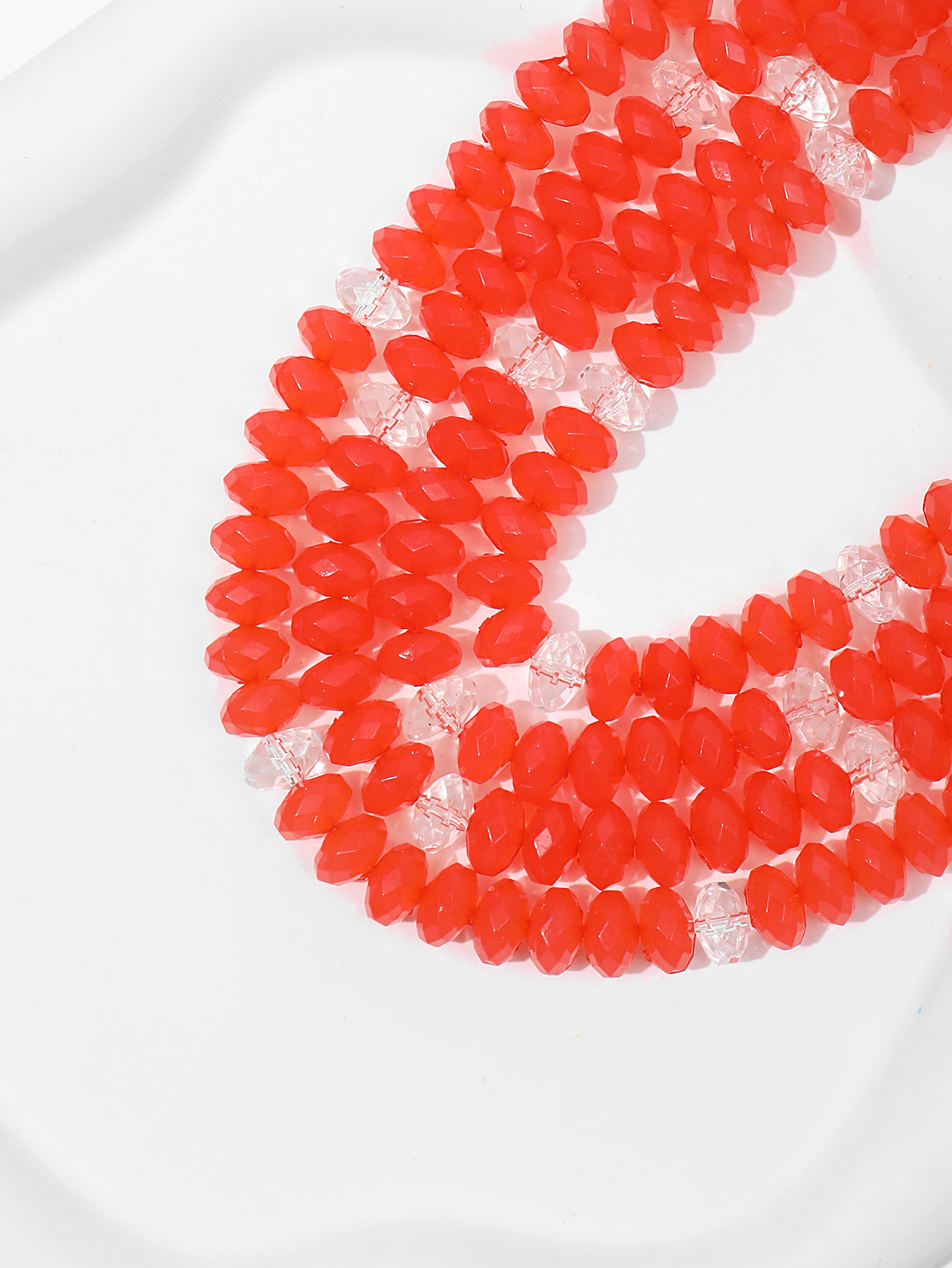 A fashionable, creative, simple and geometric multi-layer acrylic beaded European and American retro versatile women's necklace Specification image