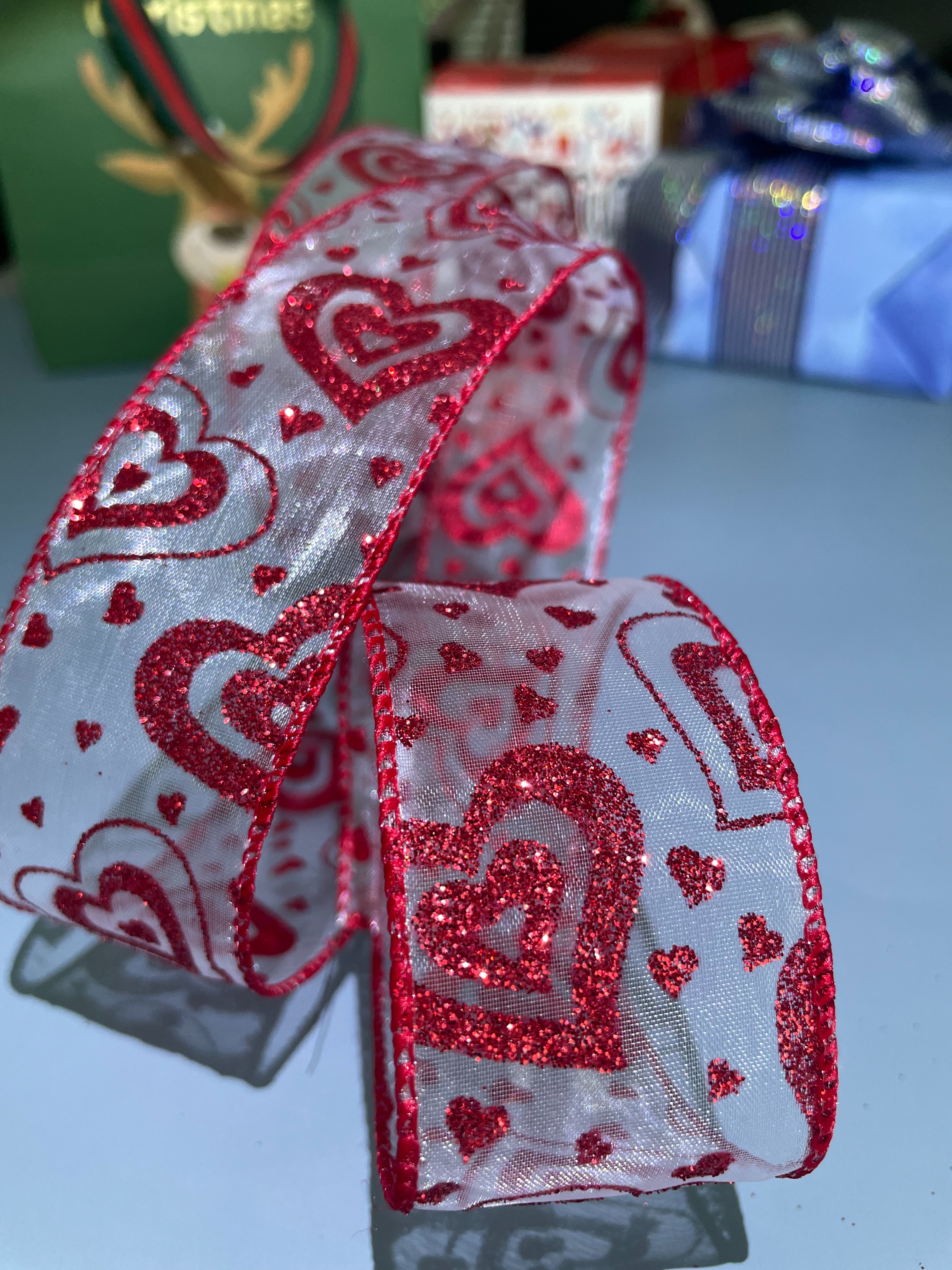 Item No. : 2327 Christmas Gift Packaging Decoration DIY Snow Gauze Heart Valentine's Day Iron Wire Strip 3.8cm Christmas Daily Necessities Specification image