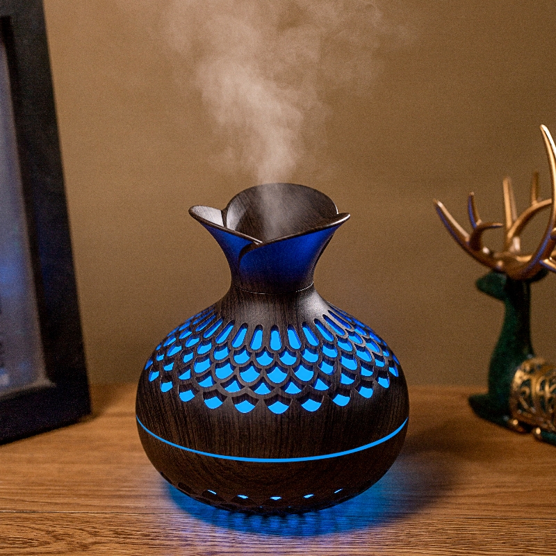 Cross-border new flower wood grain USB seven-color hollowed-out desktop water replenishment air purification spray humidifier Item Picture