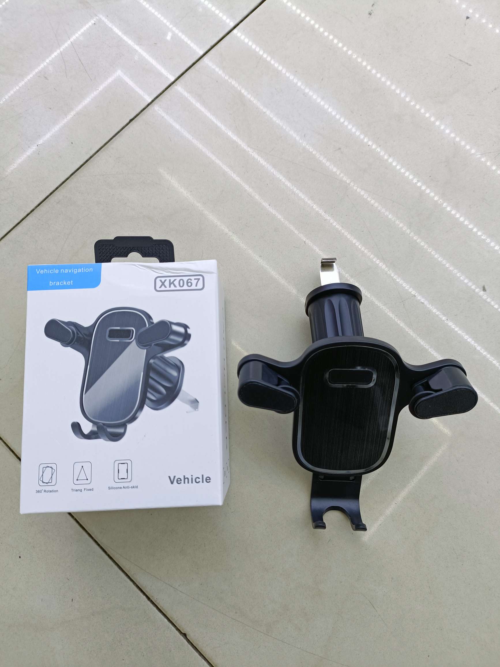 亚克力拉丝纹/条纹自动锁夹头/碳纤维自动锁夹头出/拉丝纹夹头出风口倒钩支架 出风口车载手机支架 出风口支架