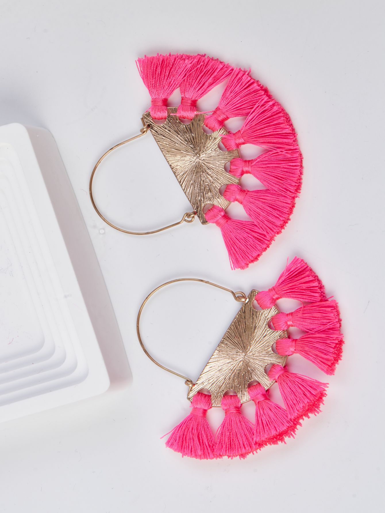 European and American fashion brands fan-tassel earrings women Boho style earrings exaggerated pop accessories