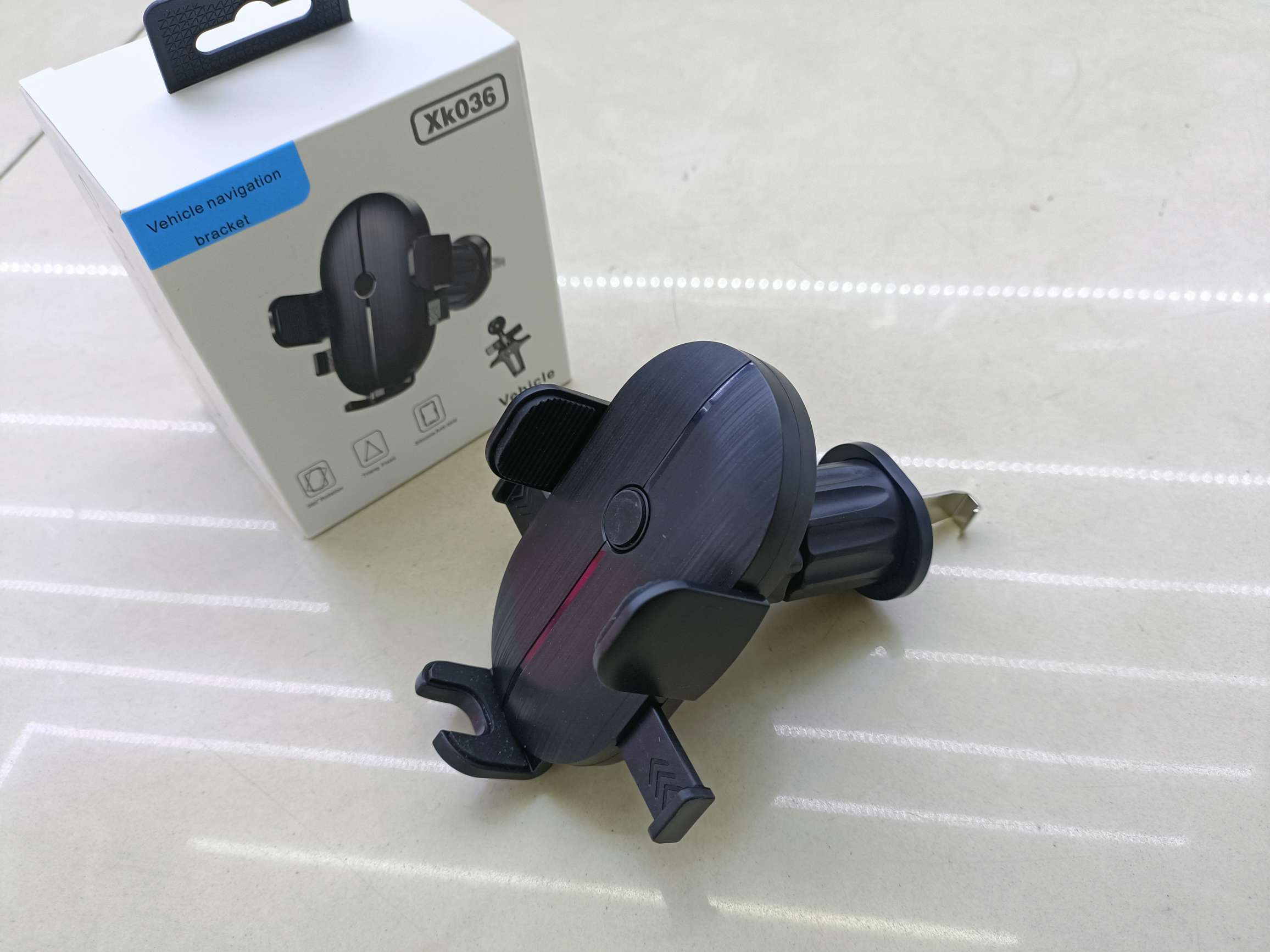 出风口支架/车载手机支架/出风口倒钩细节图