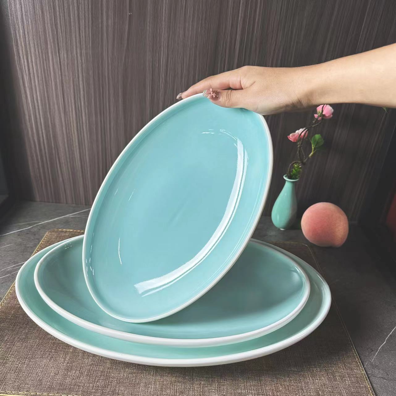 Blue Sky and White Clouds Series underglaze color high-end oval plate, egg plate, fish plate, oval Plate 3 set. Size options available. Thickened and durable hotel ceramic details Picture