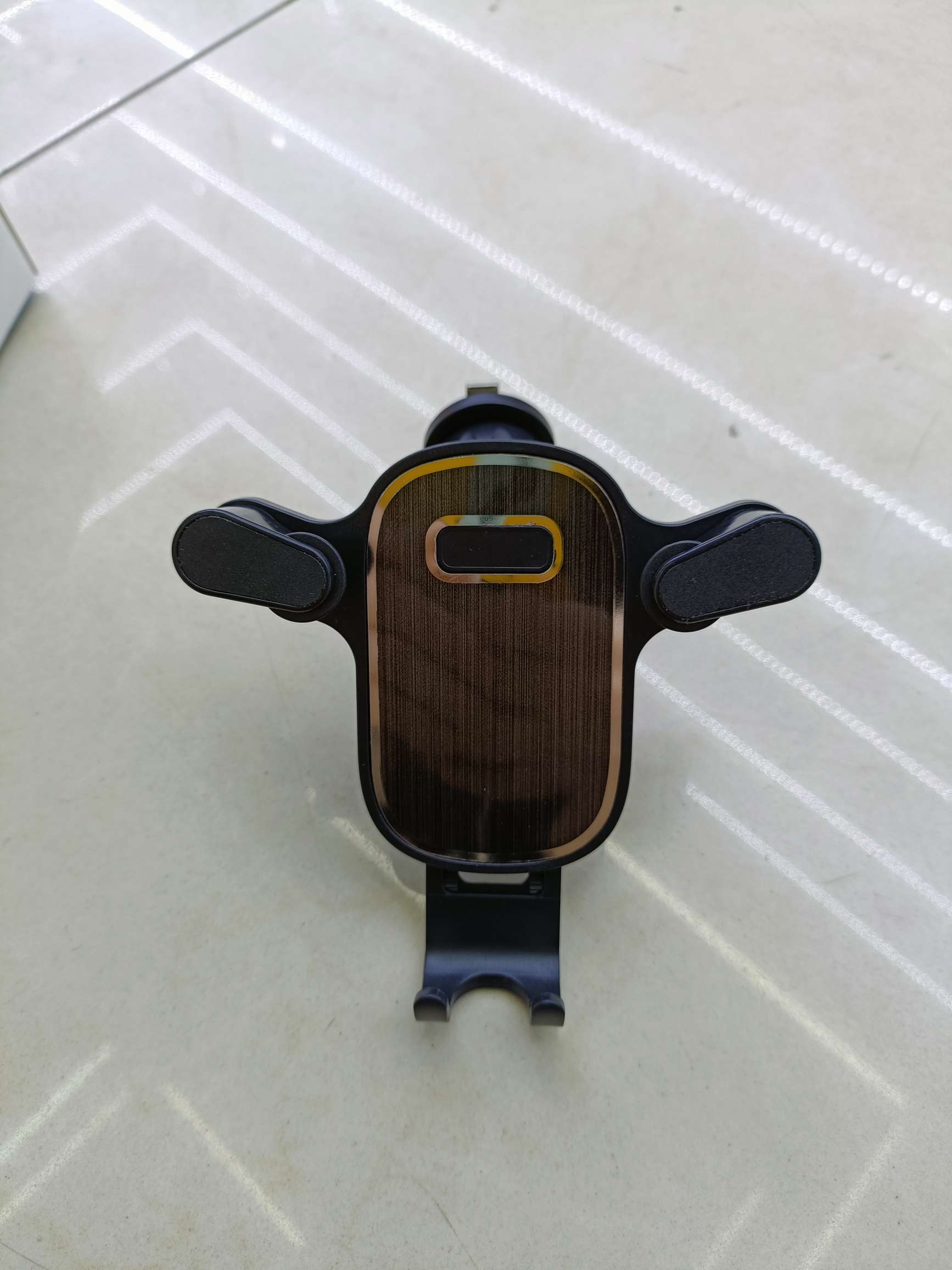 亚克力拉丝纹/条纹自动锁夹头/碳纤维自动锁夹头出/拉丝纹夹头出风口倒钩支架 出风口车载手机支架 出风口支架详情图4