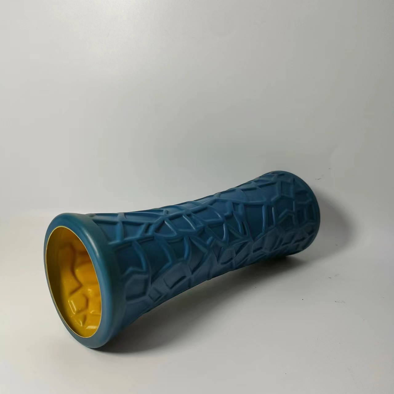 European-style simple and randomly patterned plastic vase, creative home decoration flower arrangement and flowerpot Application Scenario