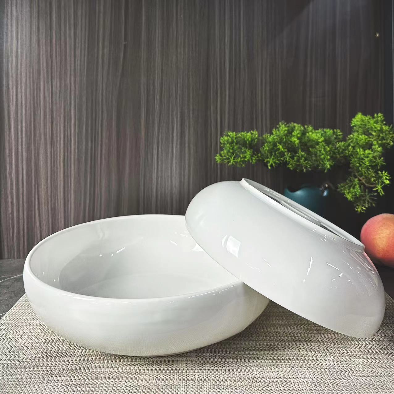 Classic white porcelain 9-inch and 11-inch round ceramic shallow bowl soup bowl, thickened and heat-resistant, suitable for hotels, restaurants and clubs Specification image