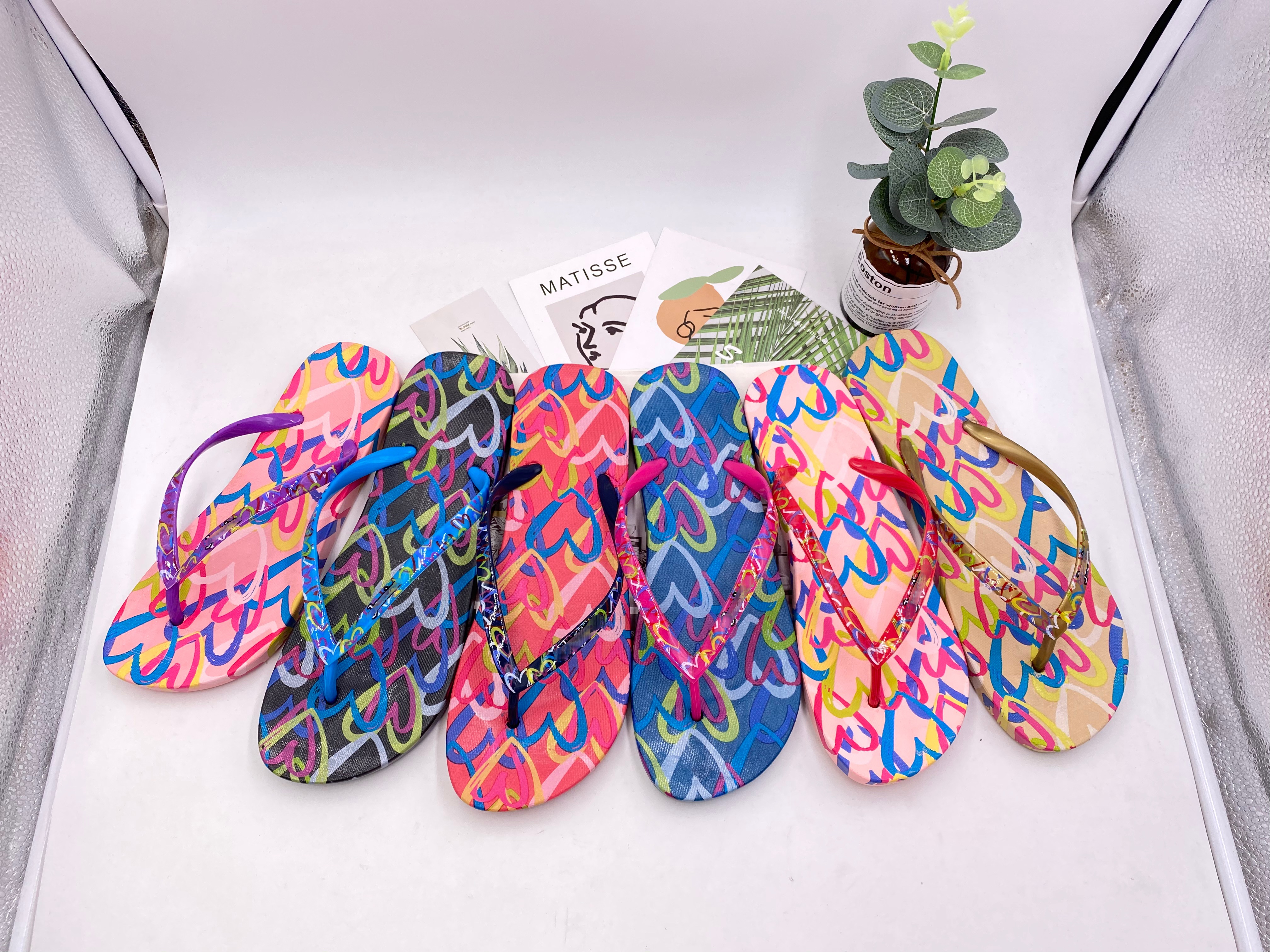 Custom-made factory for new summer PVC flip-flops with heat transfer printing, flip-flops and casual beach shoes for foreign trade Item Picture