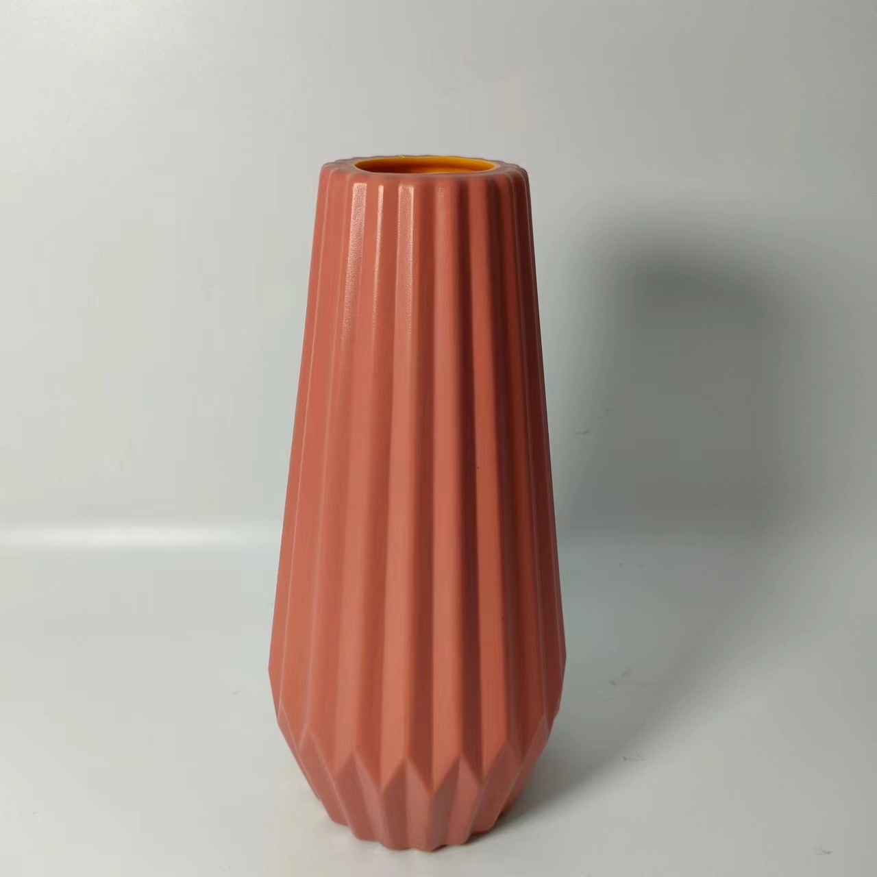 Plastic vase imitating glass, anti-drop, Nordic-style plastic vase, home flower arrangement, living room, bedroom, home decoration Item Picture