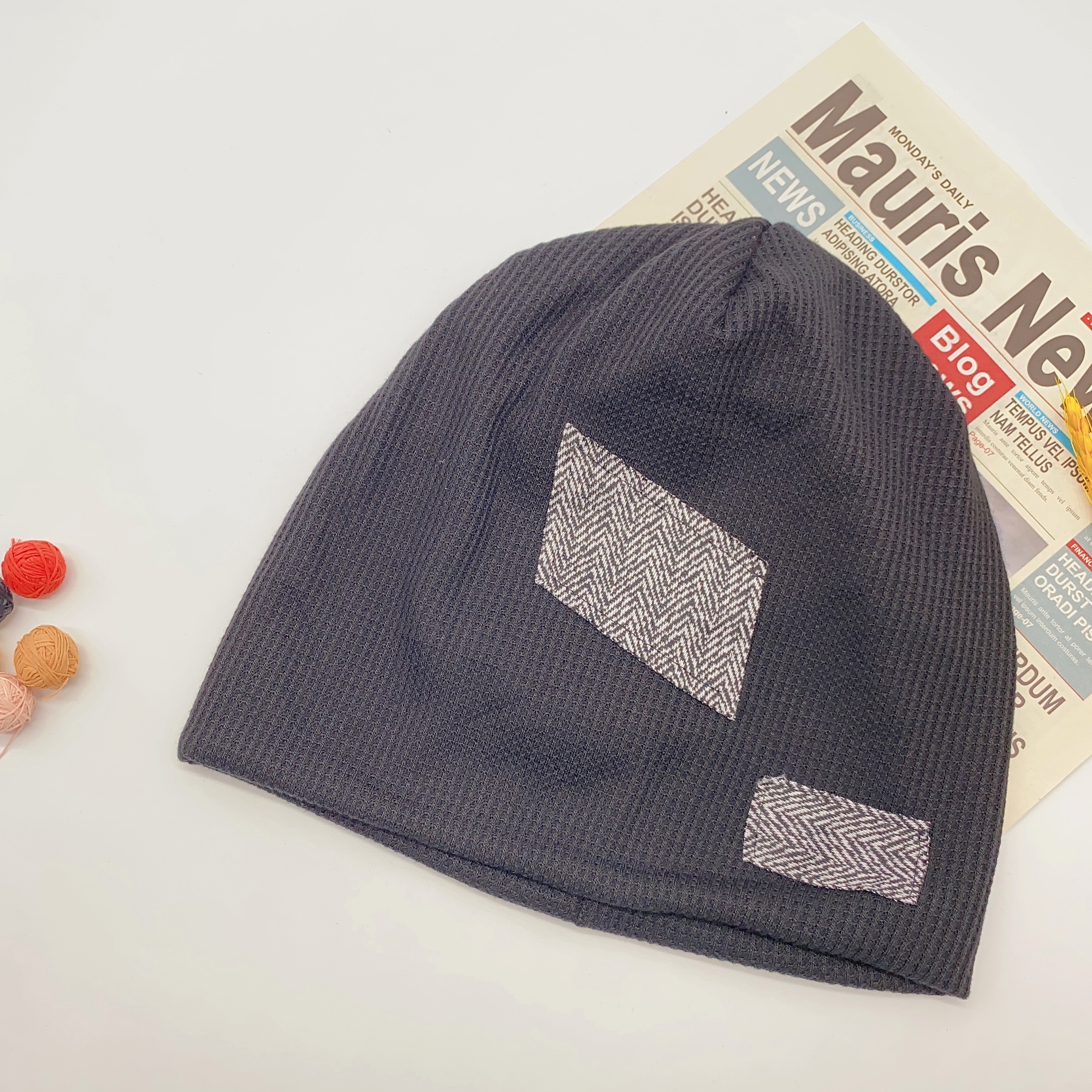 Japanese-style retro patch beggar hat, autumn and winter headscarf hat, women's street pile hat, postpartum hat, versatile headscarf hat, hip-hop cold hat Application Scenario