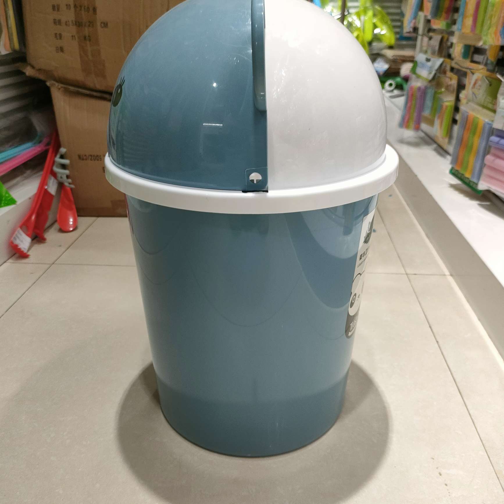 Bathroom, home anti-odor trash can with lid, cute cartoon flip lid, large size, living room, bedroom, covered toilet details Picture