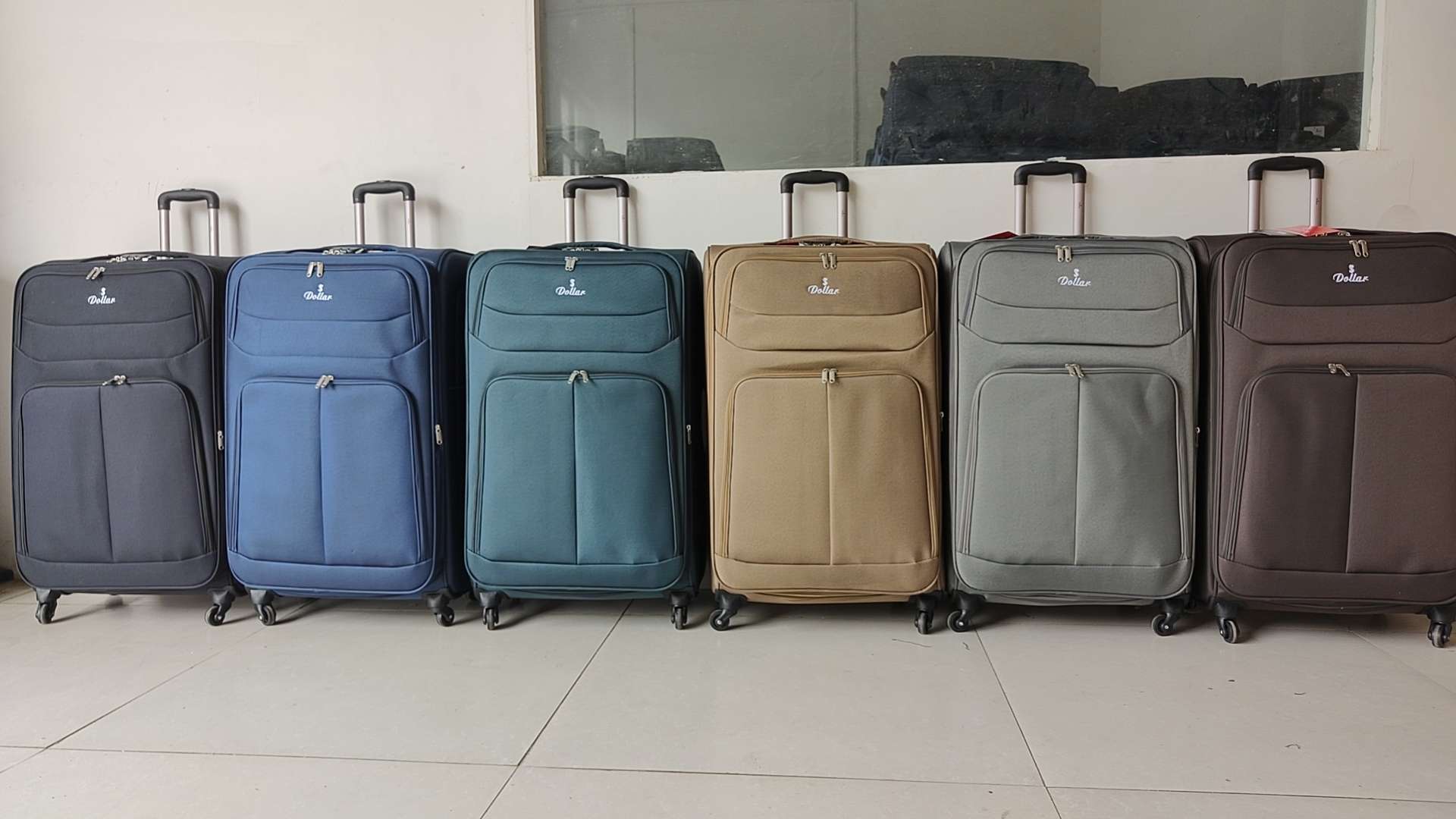 布箱4件套20.24.28.32现货dollar款