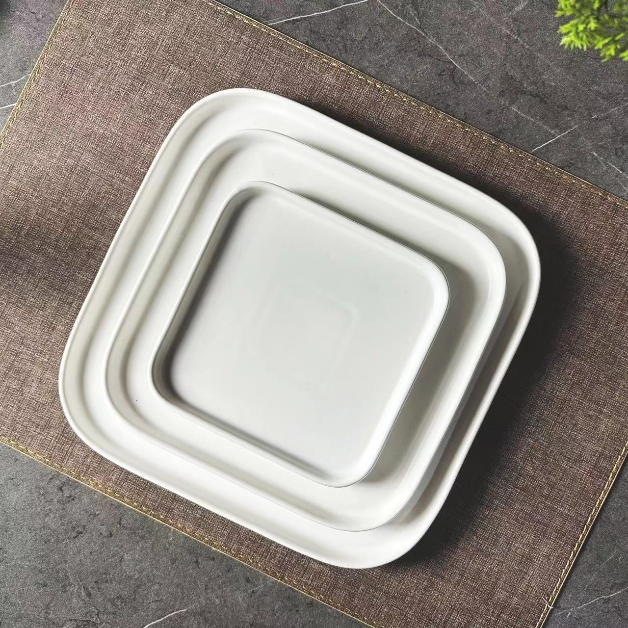 Premium white matte glazed ceramic square plates, 6-inch, 8-inch, 10-inch thickened and durable, specially designed for home use in hotels and restaurants