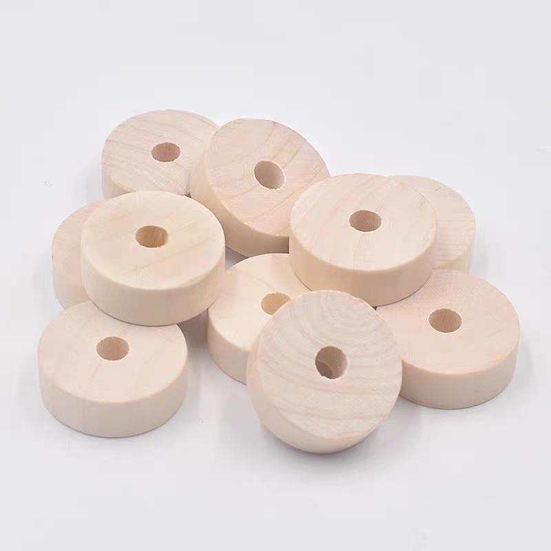 Jiehao's best-selling jewelry accessories include natural wood-colored round wood chips, abacus beads, and wooden toy accessories detail image 5