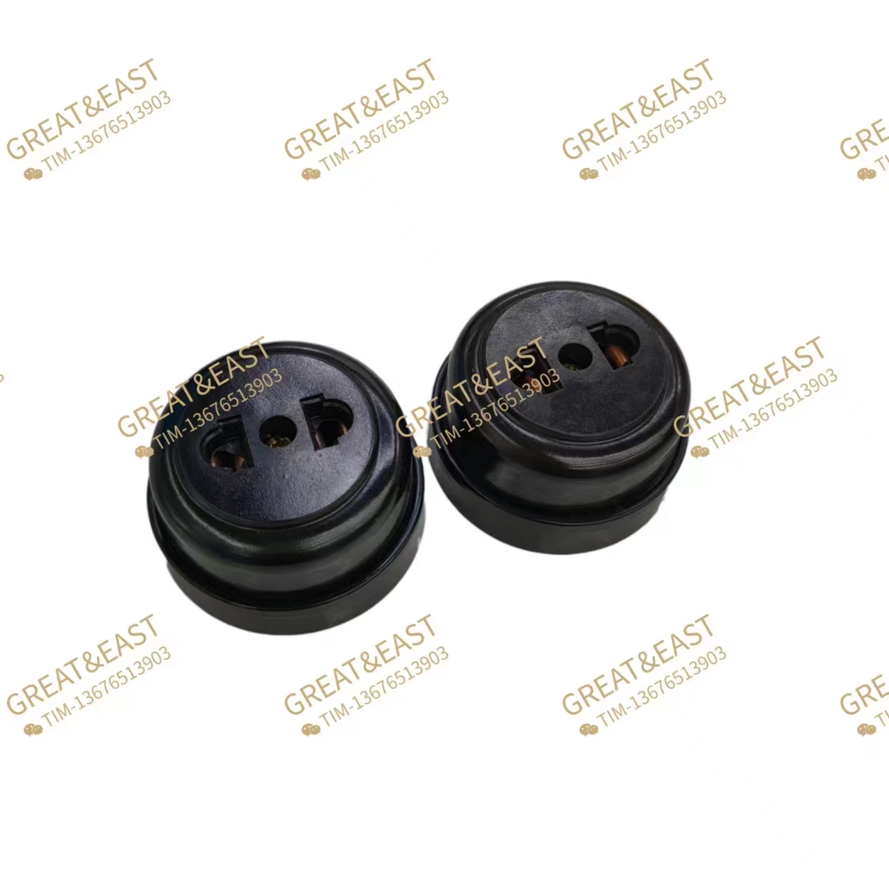 Exposed sockets, hanging wires and plugs for electrical products Application Scenario