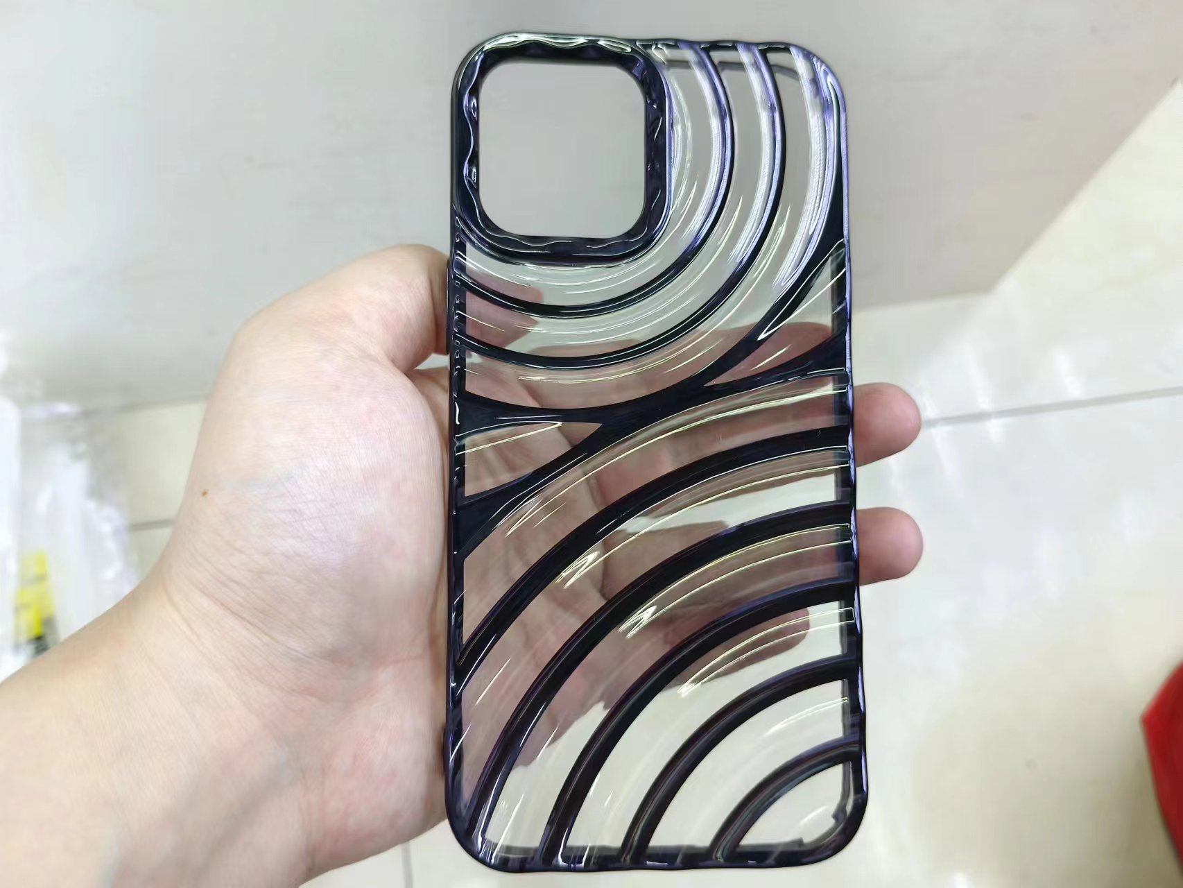 Water corrugated embossed plated mobile phone case