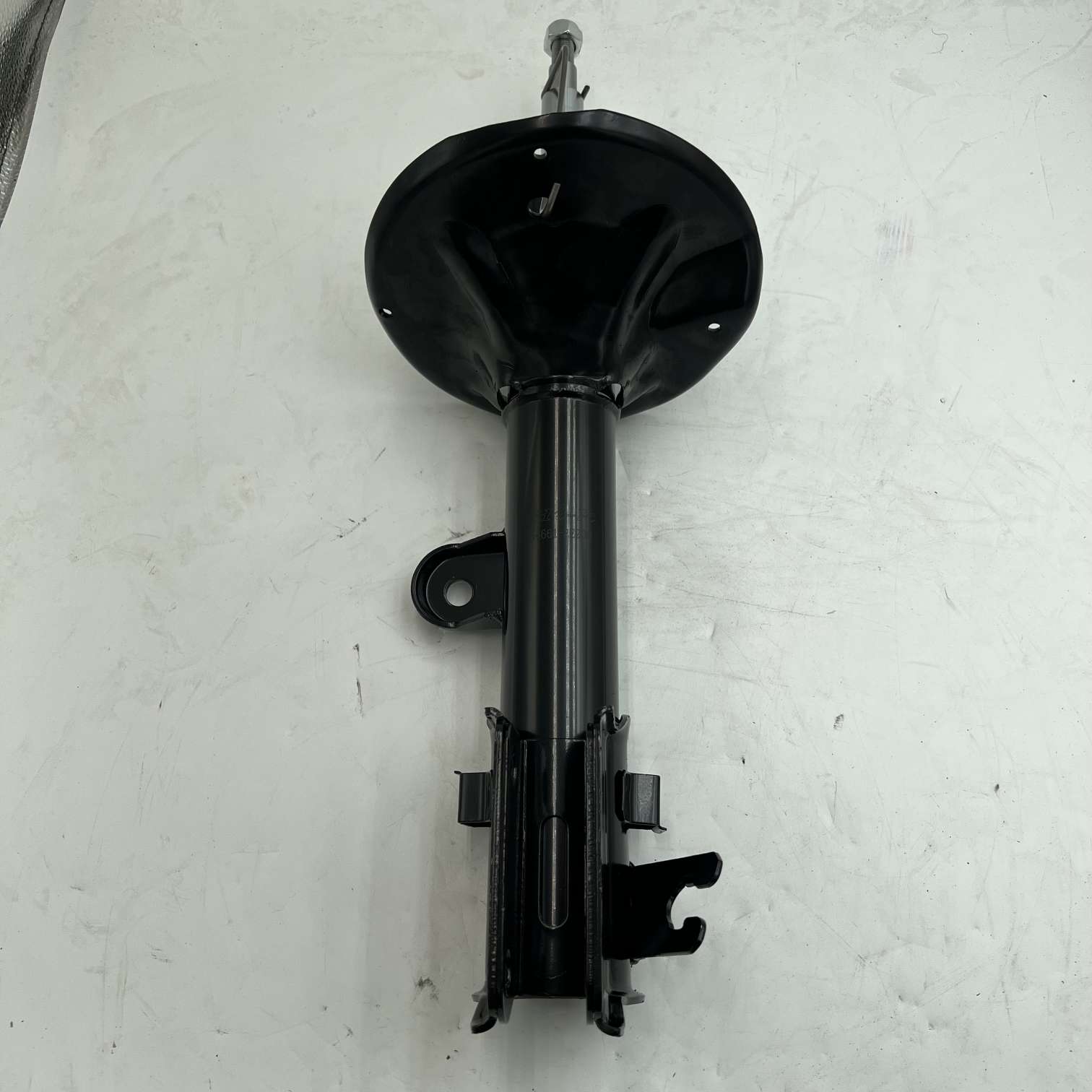Automobile parts are suitable for the shock absorption systems of Hyundai series automobiles. The car shock absorbers are 54661-2E200 and 546612E00