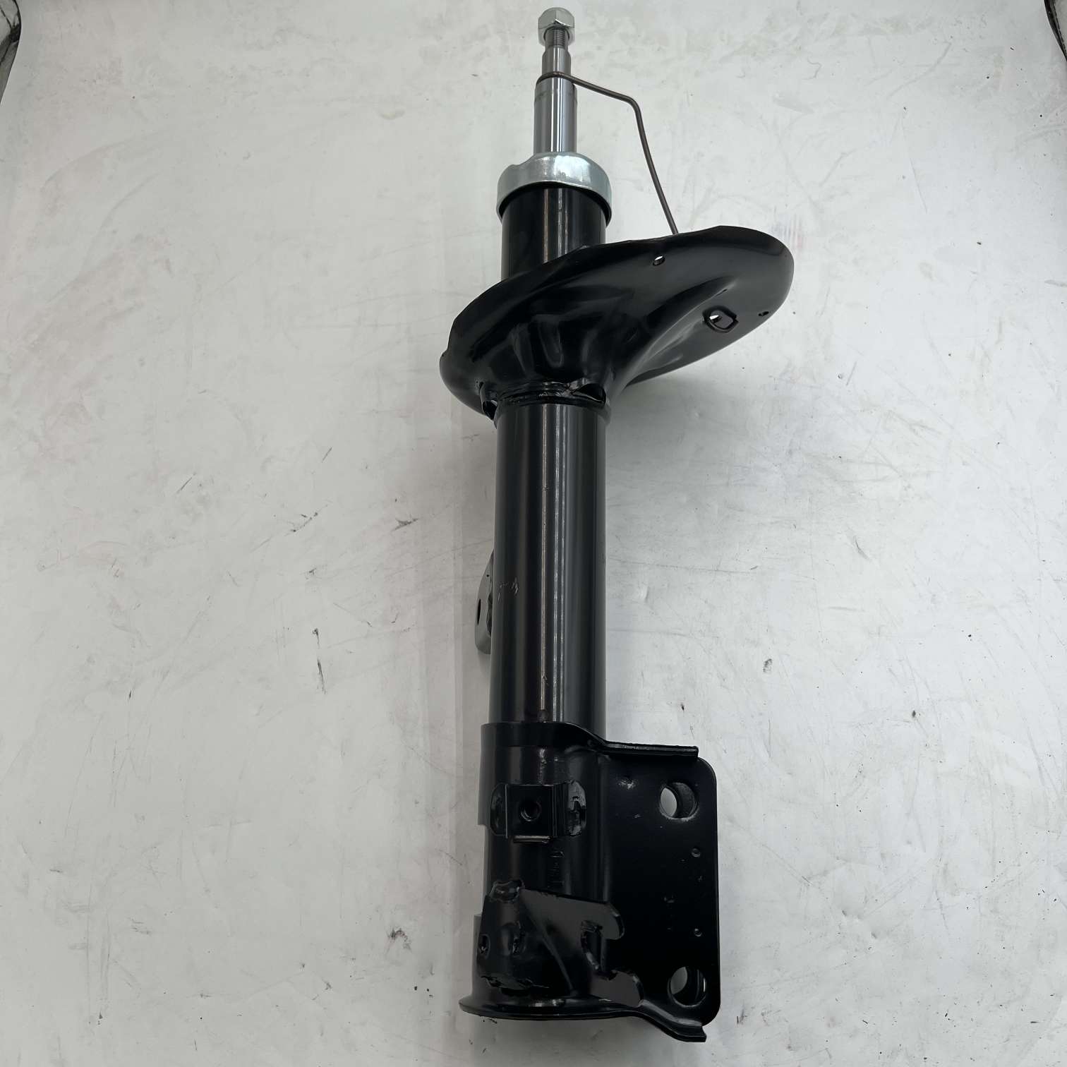 Automobile parts are suitable for the shock absorption systems of Hyundai series automobiles. The car shock absorbers are 54661-2E200 and 546612E00 details Picture