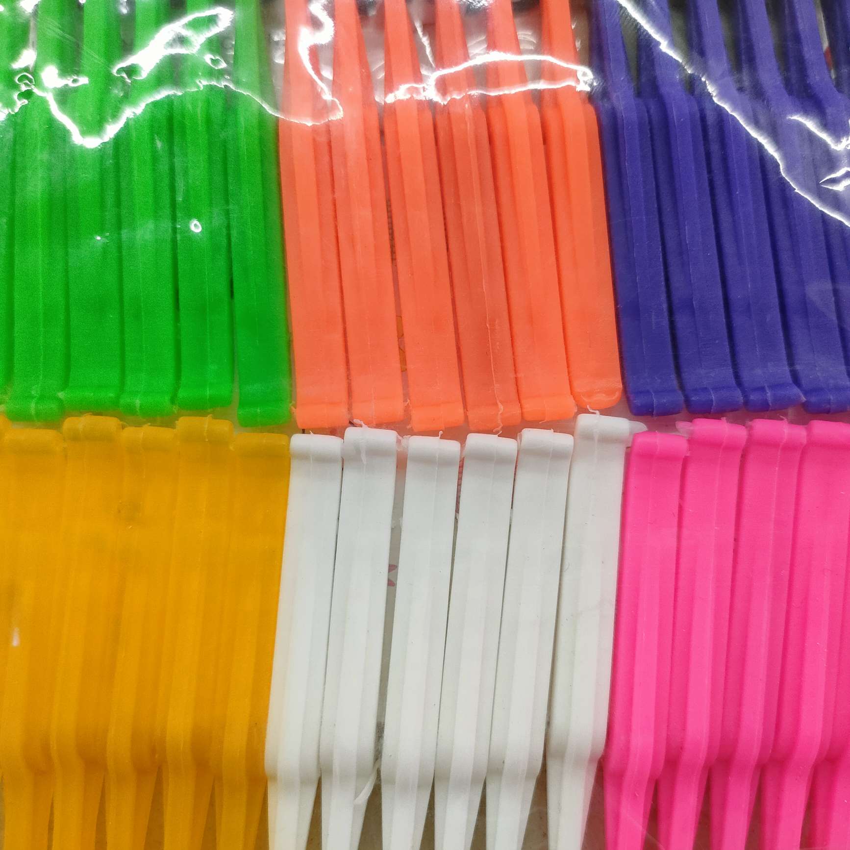 Wholesale multi-functional plastic clips, food bag storage clips, factory direct sales, six colors Specification image