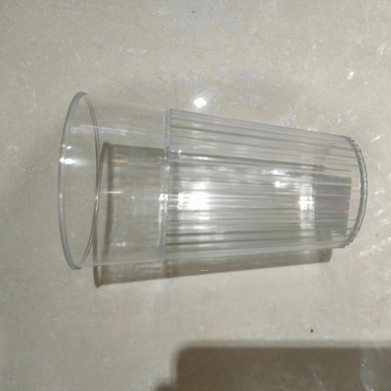 Simple Nordic mouthwash cup, home couple's washbasin cup set, colorful plastic water cup, toothbrush cup (with gold edge) Application Scenario