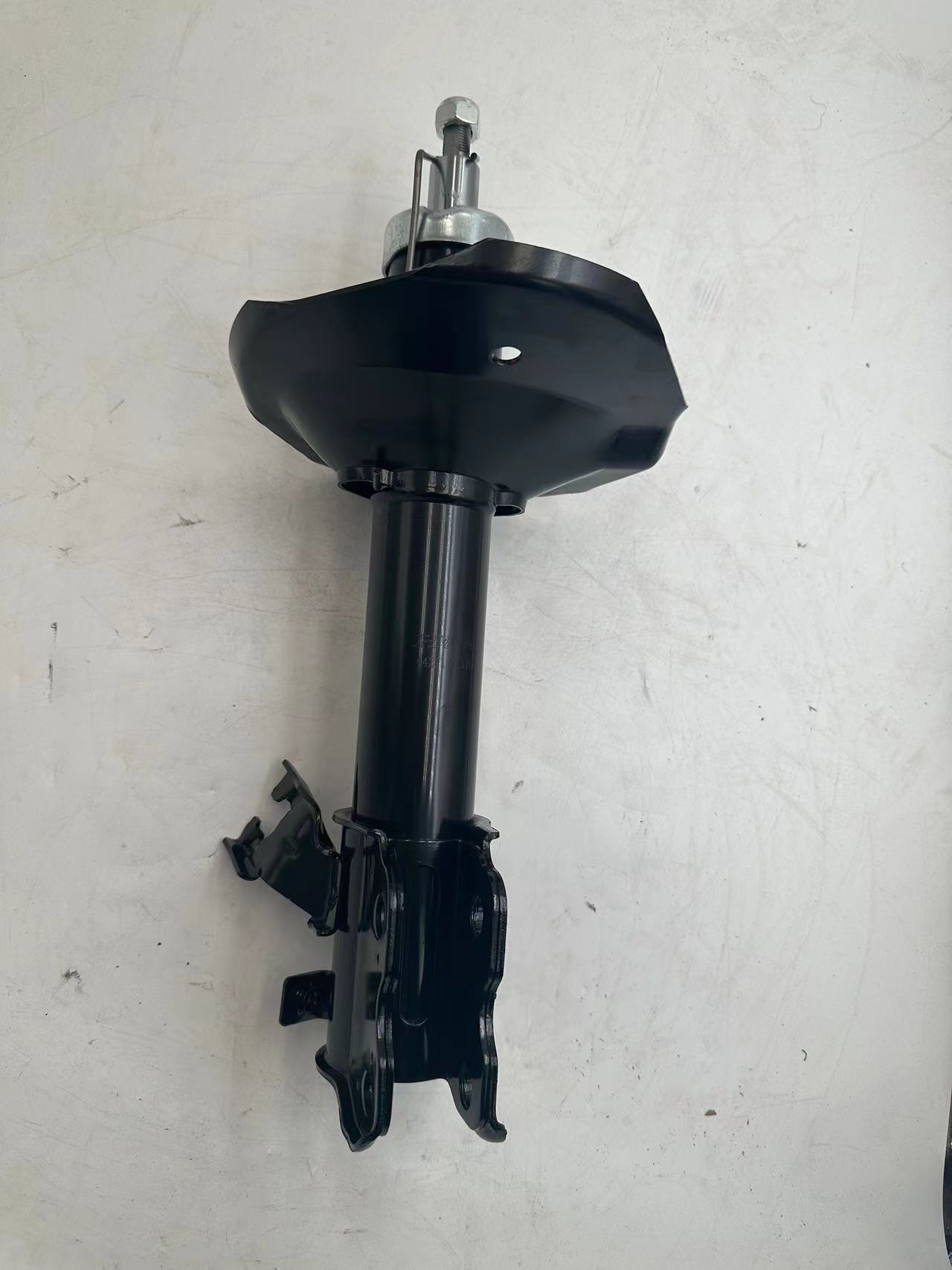 The automotive parts shock absorption system is suitable for Nissan CEFIRO automotive shock absorbers 44211-51520 4421151520