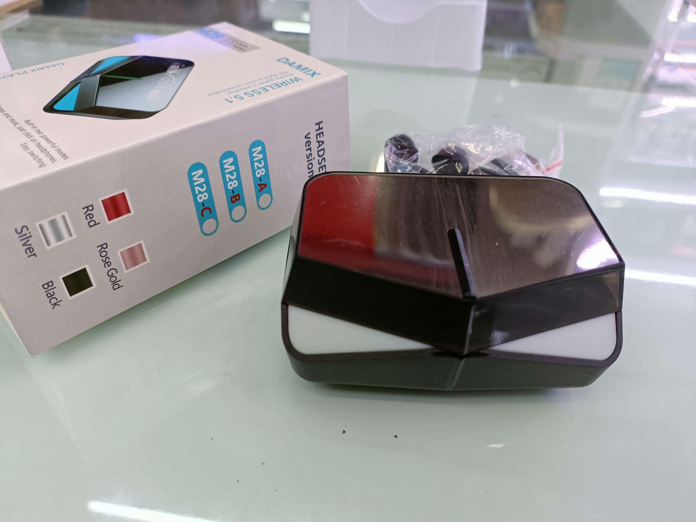 The M28 Bluetooth headset lights up the cockpit digital mirror Specification drawing