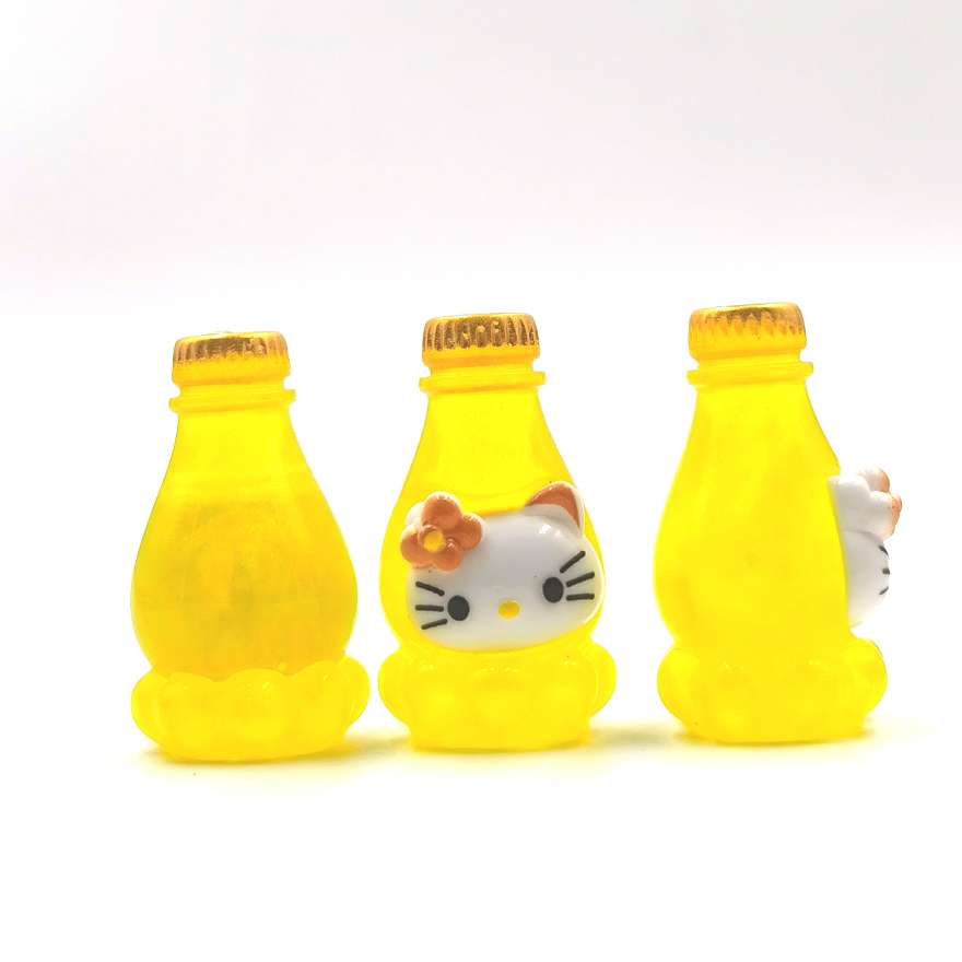 Simulation food toy bottles, kt cat bottles, sand bottles, supermarket and convenience store ornaments, hanging ornaments, Tietile resin accessories, Crocs, diy handicrafts, 300 pieces per package detail image 5