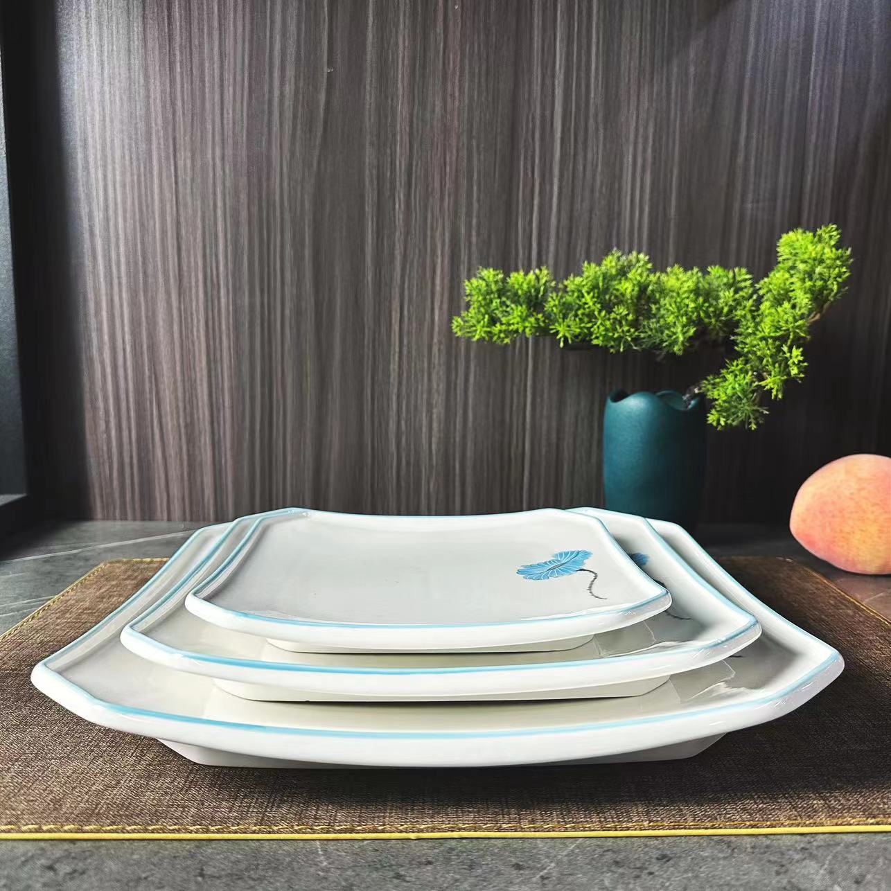 The Blue Lotus series of high-end ceramic octagonal square plates, 8-inch, 10-inch and 12-inch thickened and durable, are specially designed for home use in hotels and clubs Specification image