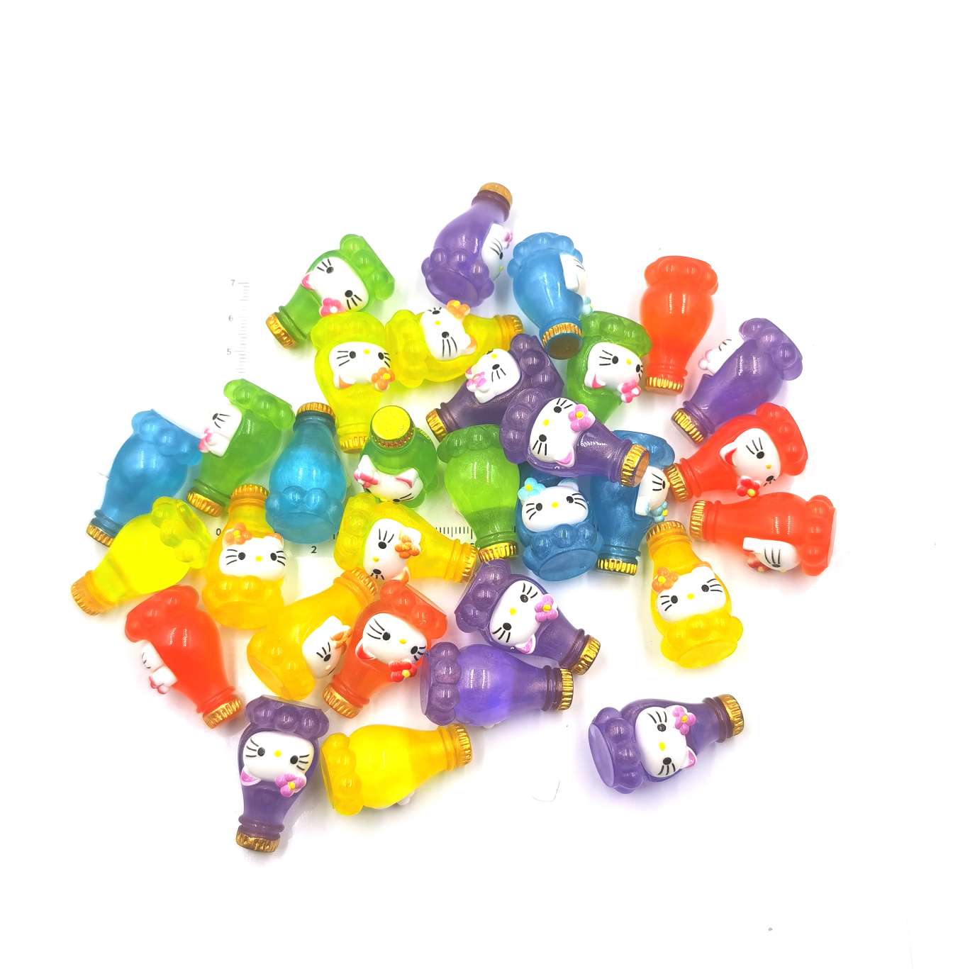 Simulation food toy bottles, kt cat bottles, sand bottles, supermarket and convenience store ornaments, hanging ornaments, Tietile resin accessories, Crocs, diy handicrafts, 300 pieces per package detail image 8