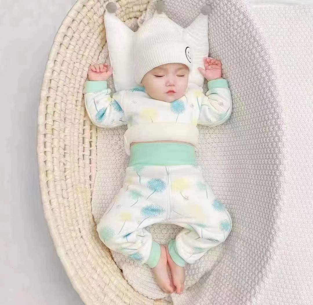 秋冬款 
宝宝保暖纯棉套装 
四个码子 66-73-80-90 
一手四套起批详情图6