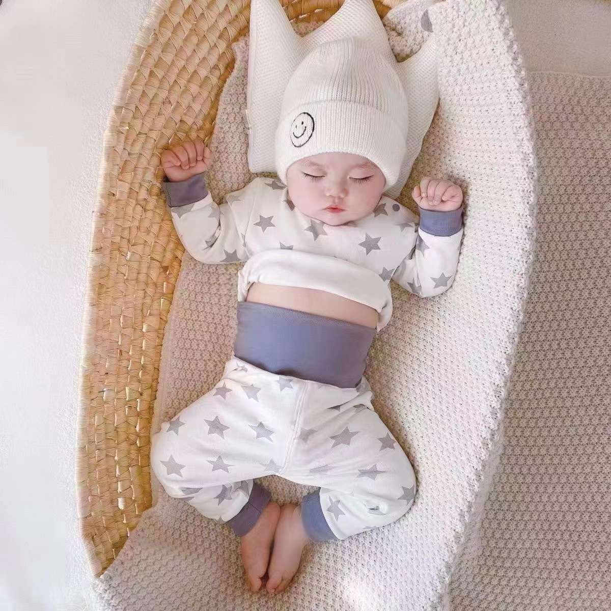 宝宝/保暖/纯棉套装白底实物图