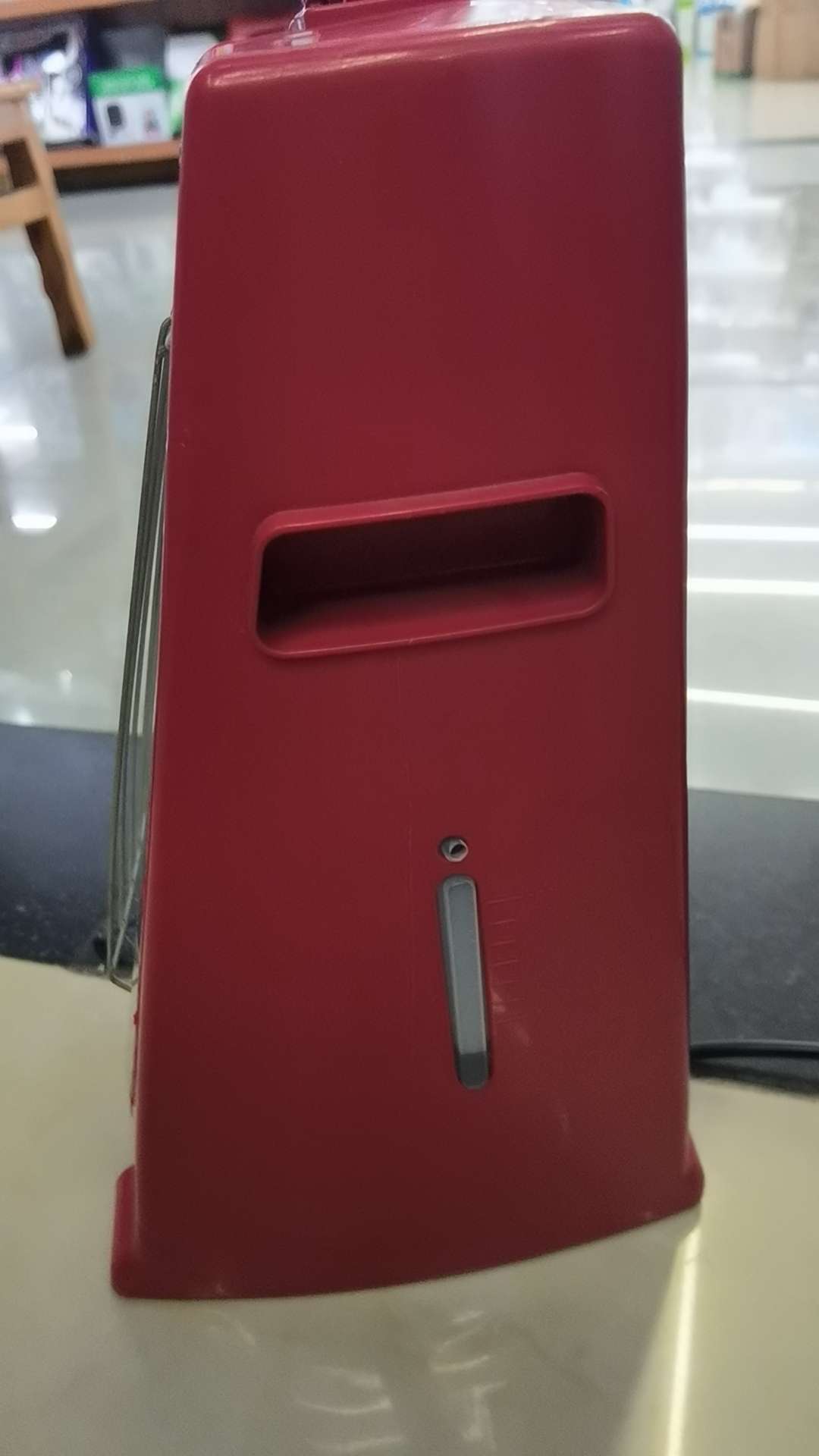 Quartz tube heating band falls into the safety switch with water addition and humidification function 1500w household heater Application Scenario