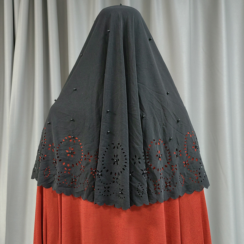 Muslim cross-border Amazon hollowed-out lace headscarf, a popular new best-selling black pearl women's headscarf from the Middle East, Europe and America Application Scenario