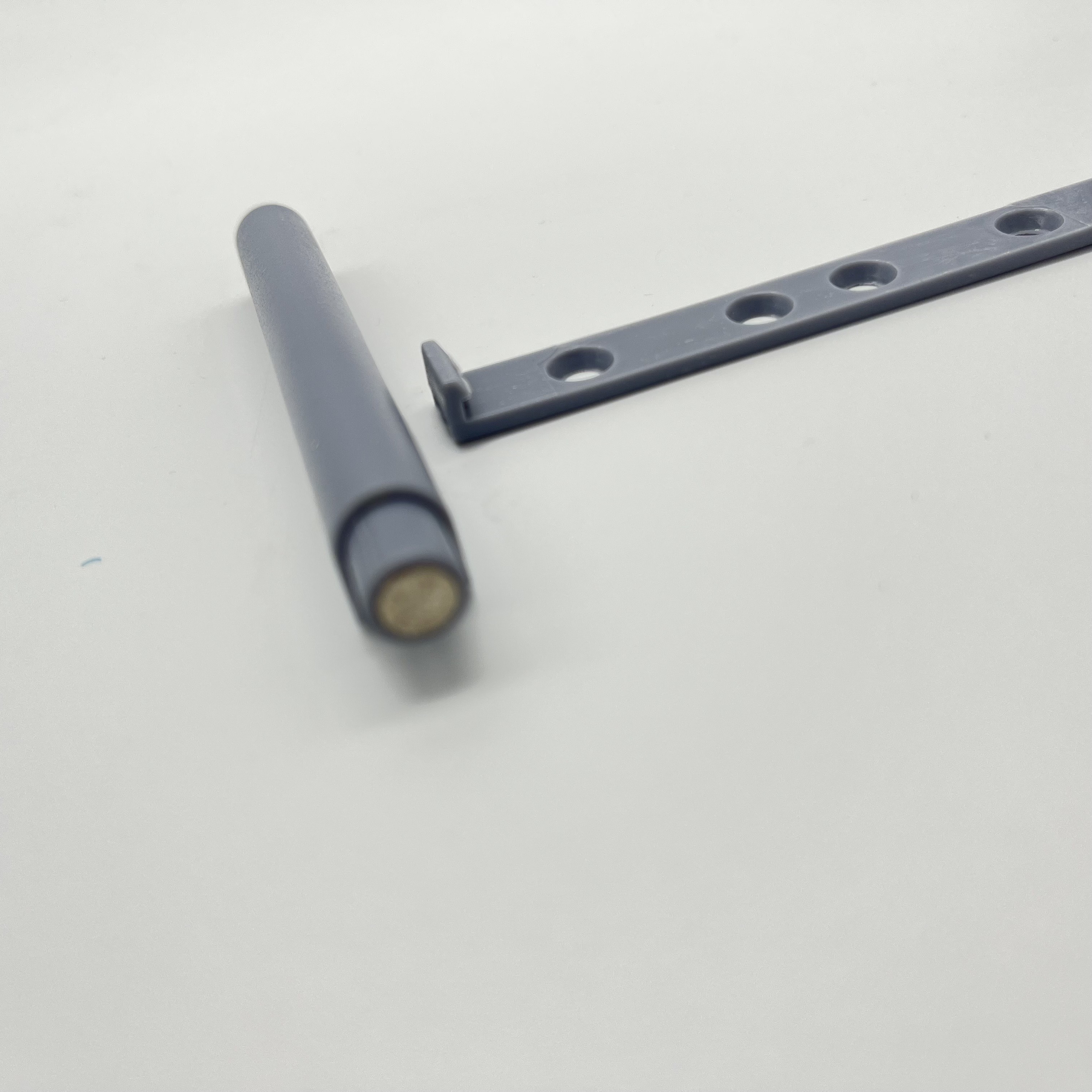 磁吸/橱柜门反弹器产品图